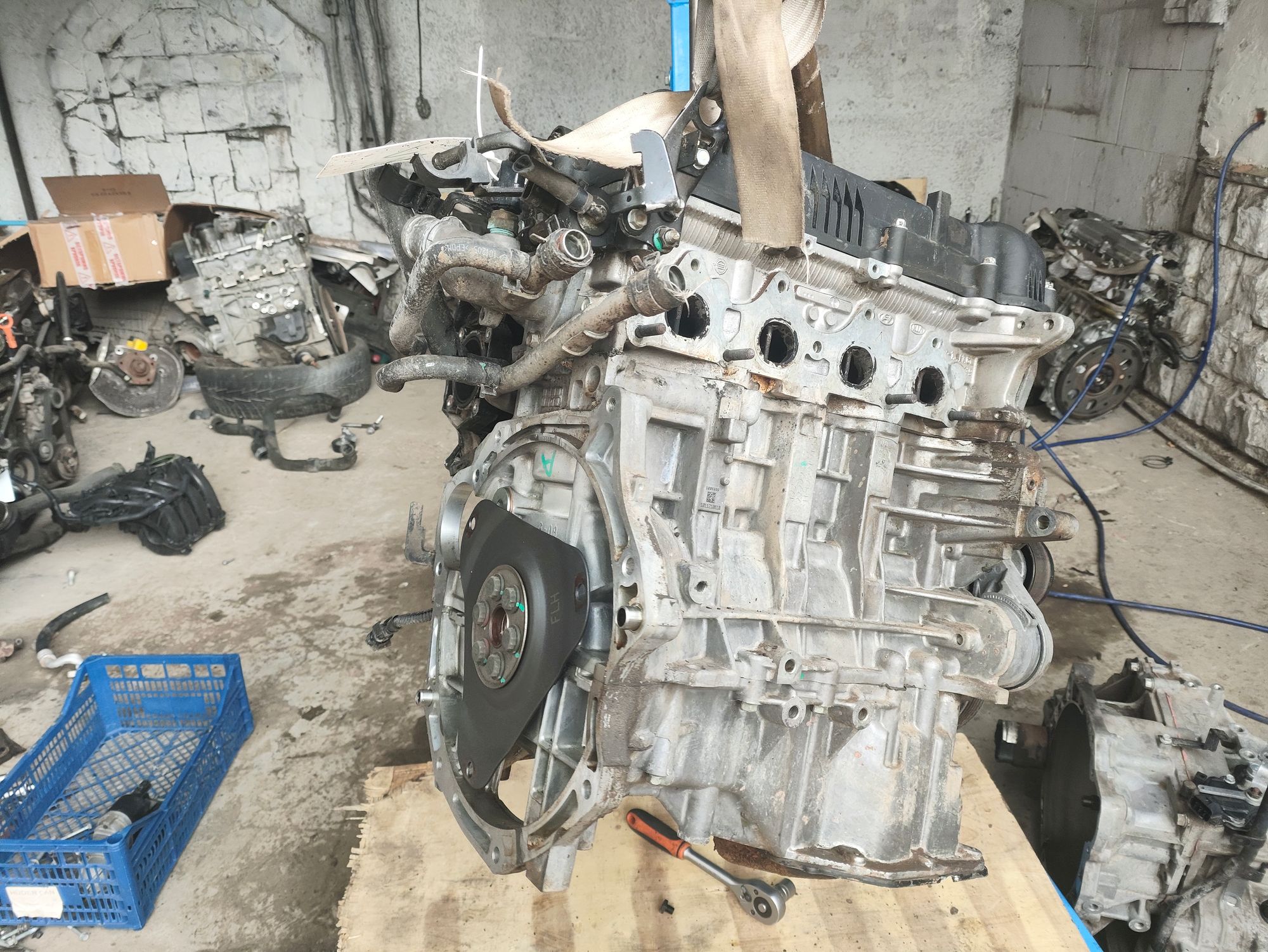 https://ycs.partsauto.market/partsauto-images/thmbs/userImages/6ab8ea4394fc0aced0b69382a3e61955/part/6831f177-90ed-4041-be8d-8395670df02c_1778498904659.jpg