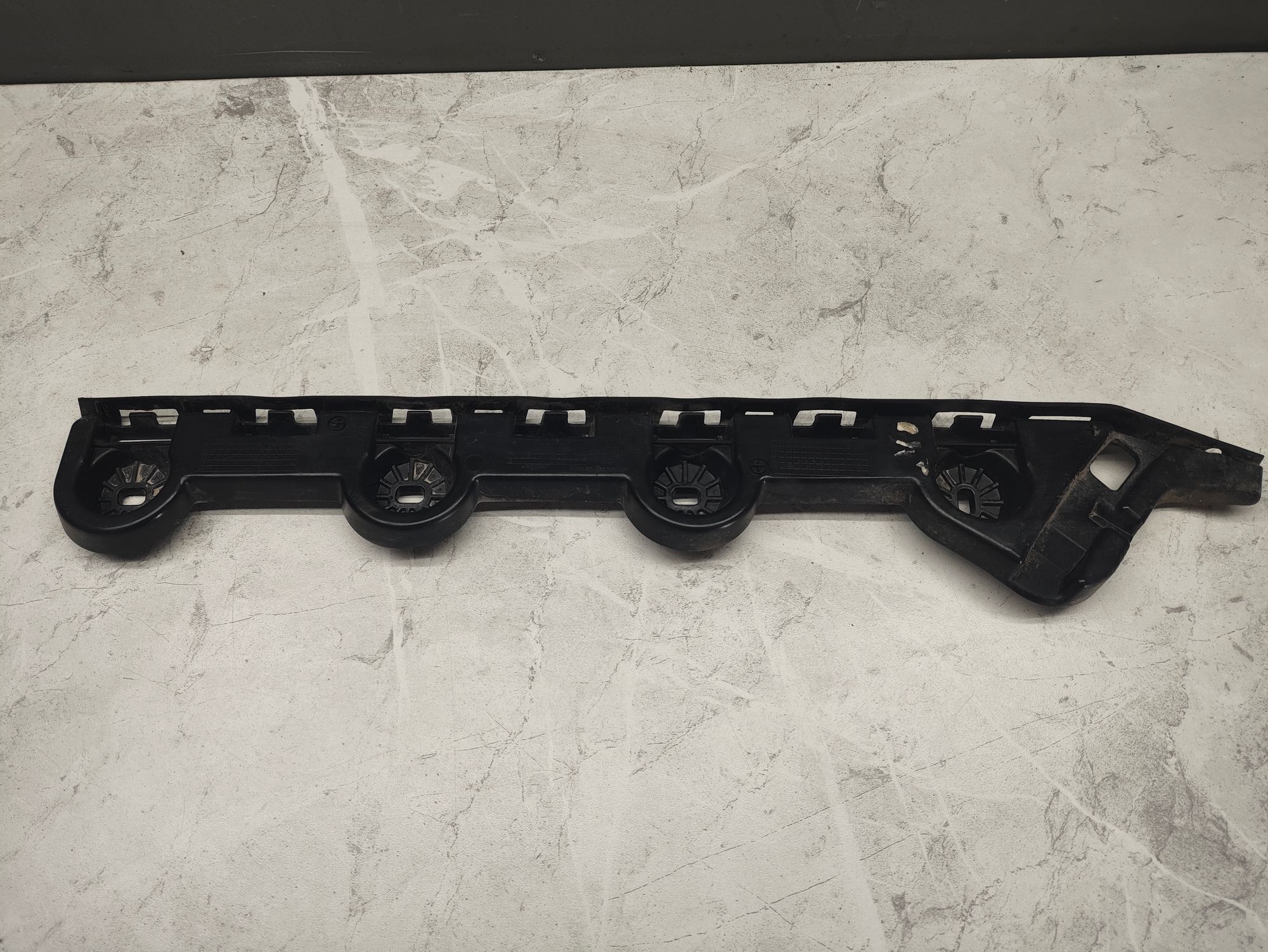 https://ycs.partsauto.market/partsauto-images/thmbs/userImages/6ab8ea4394fc0aced0b69382a3e61955/part/68436a76-87dd-4a48-9f52-a60afdc2806b_1776334526540.jpg