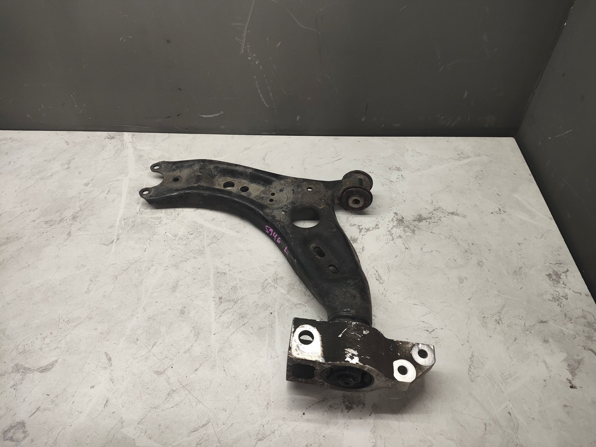 https://ycs.partsauto.market/partsauto-images/thmbs/userImages/6ab8ea4394fc0aced0b69382a3e61955/part/687919fe-dab5-4314-a19f-a577b8f448e7_1777983568931.jpg