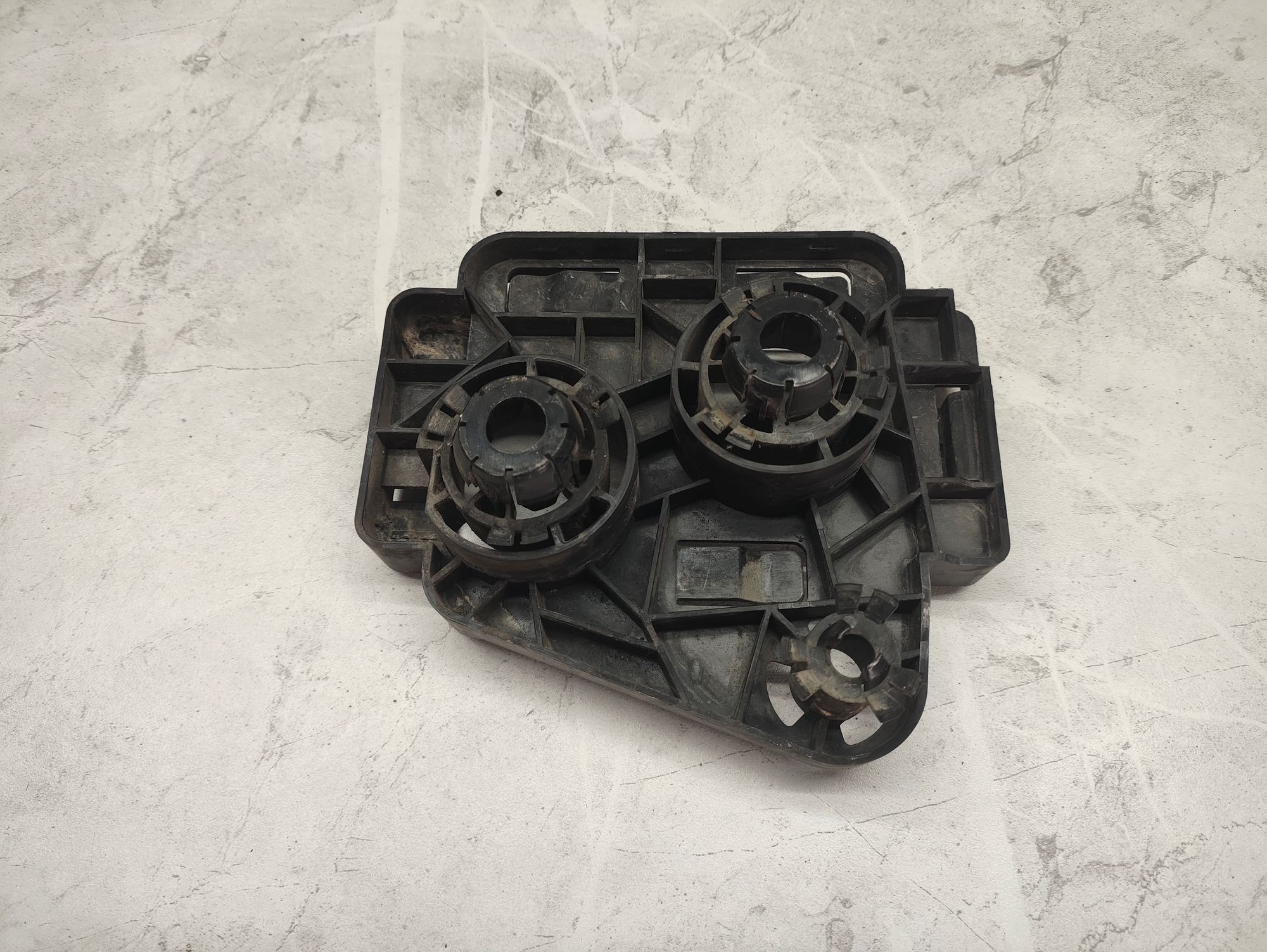 https://ycs.partsauto.market/partsauto-images/thmbs/userImages/6ab8ea4394fc0aced0b69382a3e61955/part/69994da7-c25f-40b9-b8fa-f5f76393c0ee_1775209821724.jpg