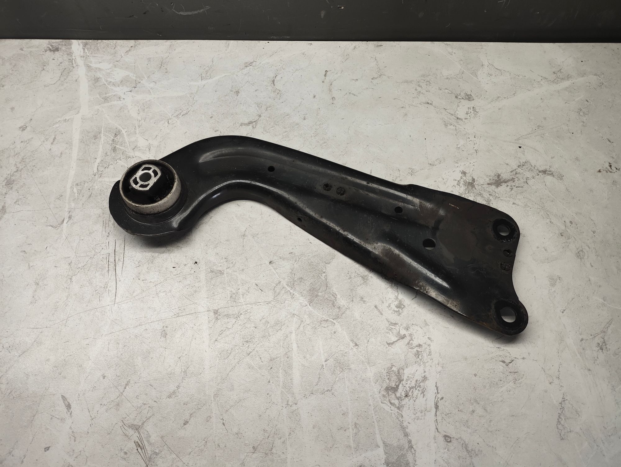 https://ycs.partsauto.market/partsauto-images/thmbs/userImages/6ab8ea4394fc0aced0b69382a3e61955/part/6b576182-fb21-432c-ae3d-b6f2f35a26af_1787312565011.jpg