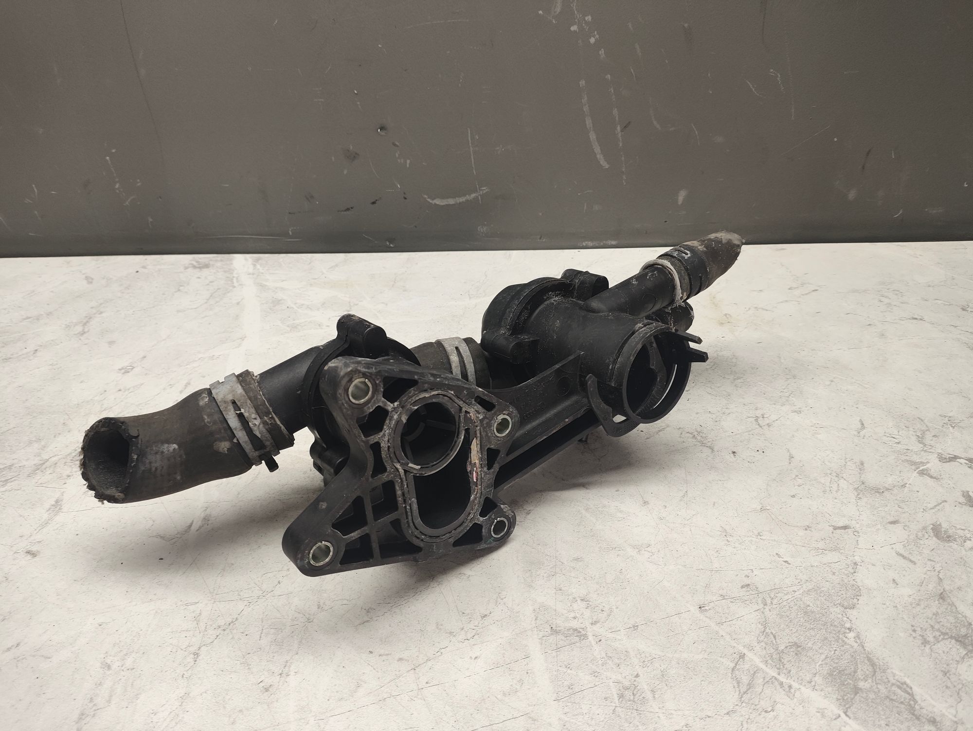 https://ycs.partsauto.market/partsauto-images/thmbs/userImages/6ab8ea4394fc0aced0b69382a3e61955/part/6c4b75d3-e5d8-4c0f-95d0-25249aeaa8bd_1779537213786.jpg
