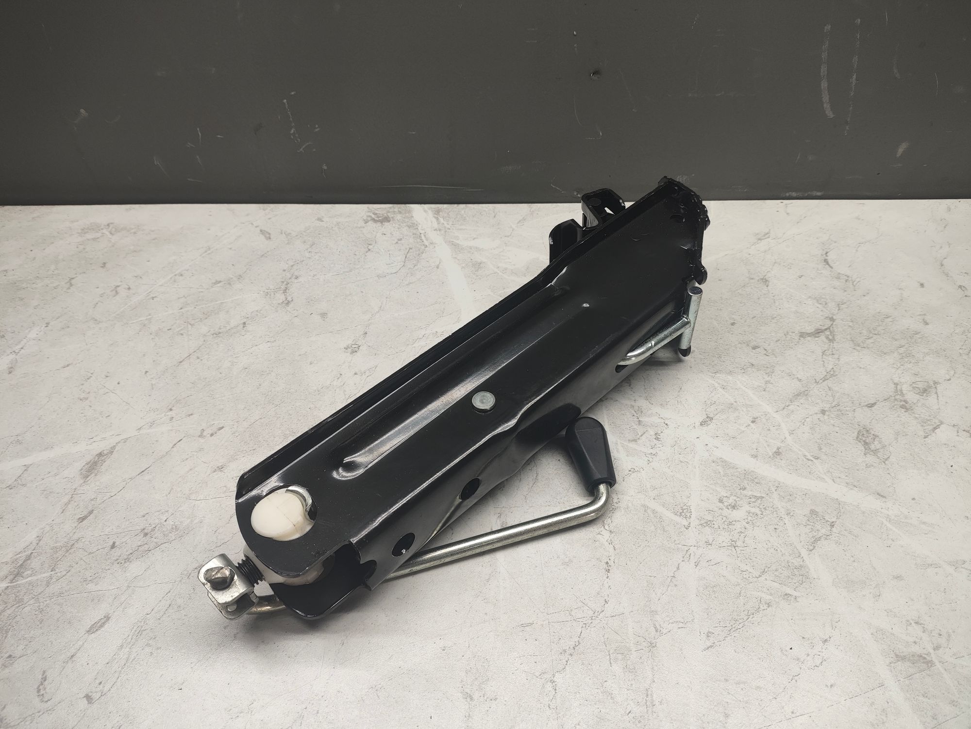 https://ycs.partsauto.market/partsauto-images/thmbs/userImages/6ab8ea4394fc0aced0b69382a3e61955/part/6f292823-6113-4f92-a2b4-eaedc80891da_1777716177637.jpg