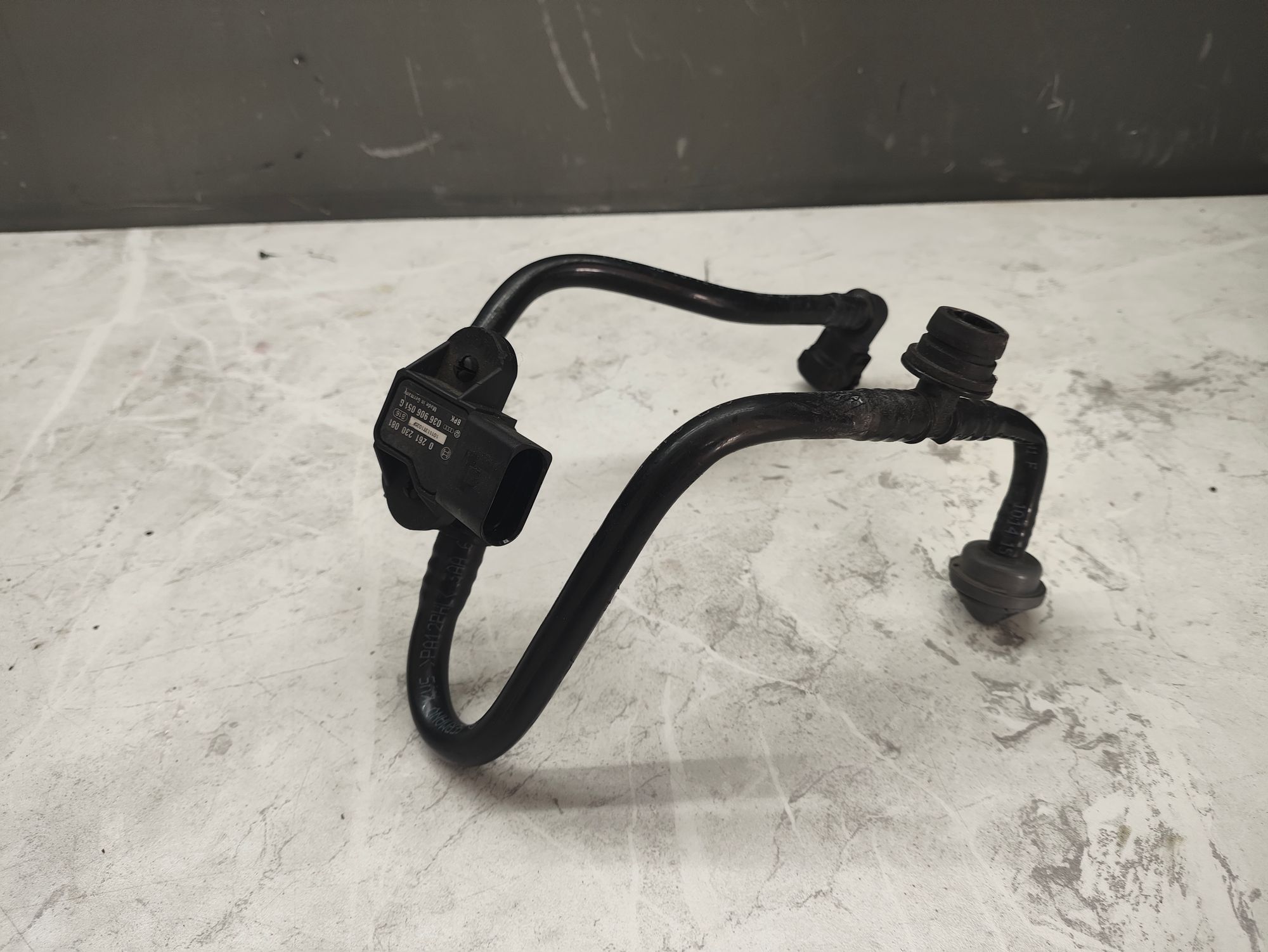 https://ycs.partsauto.market/partsauto-images/thmbs/userImages/6ab8ea4394fc0aced0b69382a3e61955/part/710902b5-f740-4d29-bde3-a0d689ec8c44_1778919746704.jpg