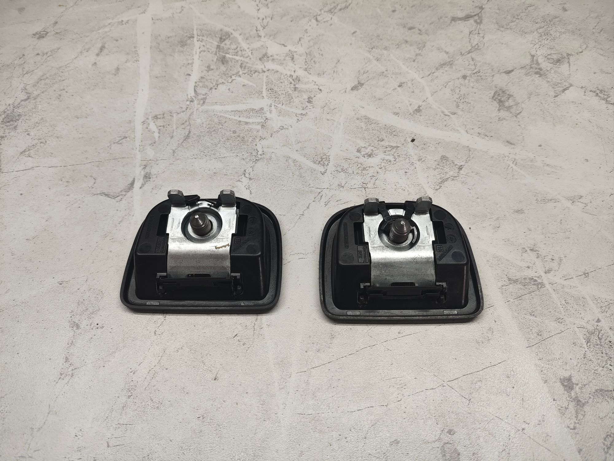 https://ycs.partsauto.market/partsauto-images/thmbs/userImages/6ab8ea4394fc0aced0b69382a3e61955/part/74c278f7-1e71-4d92-b389-62c384f0d48b_1776173639732.jpg