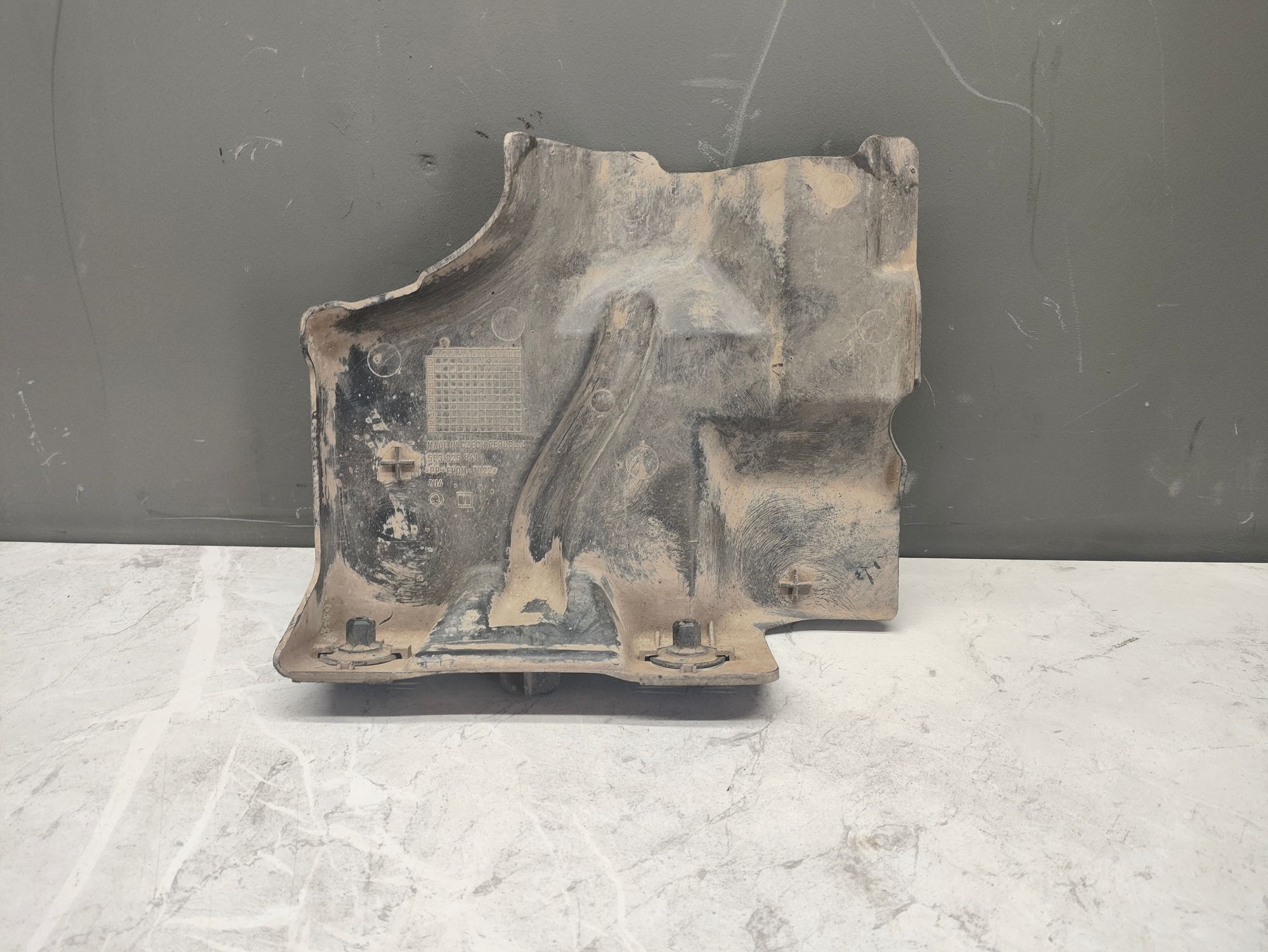 https://ycs.partsauto.market/partsauto-images/thmbs/userImages/6ab8ea4394fc0aced0b69382a3e61955/part/75a7306b-2095-4d8c-bdf1-05488b7e2b4e_1778573567039.jpg