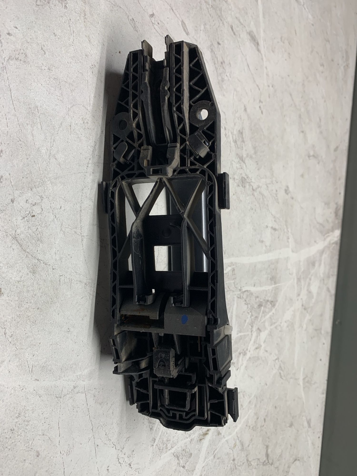 https://ycs.partsauto.market/partsauto-images/thmbs/userImages/6ab8ea4394fc0aced0b69382a3e61955/part/7658fc6e-816c-4175-bb11-175caafb5997_1774526354156.jpg