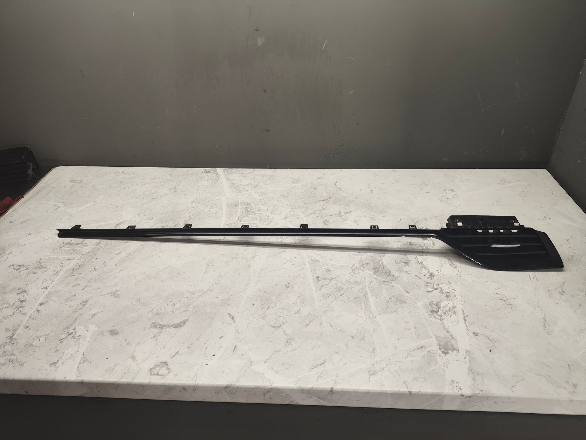 https://ycs.partsauto.market/partsauto-images/thmbs/userImages/6ab8ea4394fc0aced0b69382a3e61955/part/77c17434-bd62-4bb6-a196-73f37f9b86ec_1775818835024.jpg