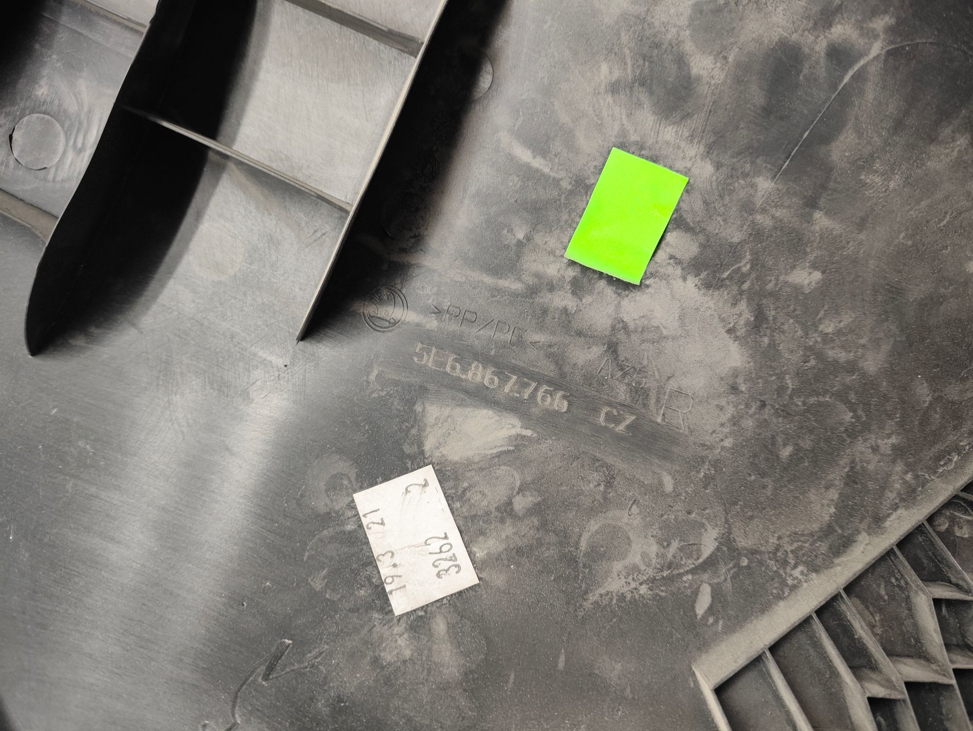 https://ycs.partsauto.market/partsauto-images/thmbs/userImages/6ab8ea4394fc0aced0b69382a3e61955/part/7810c46c-d5a9-45c7-b9a6-6e08bce86c66_1784193754519.jpg