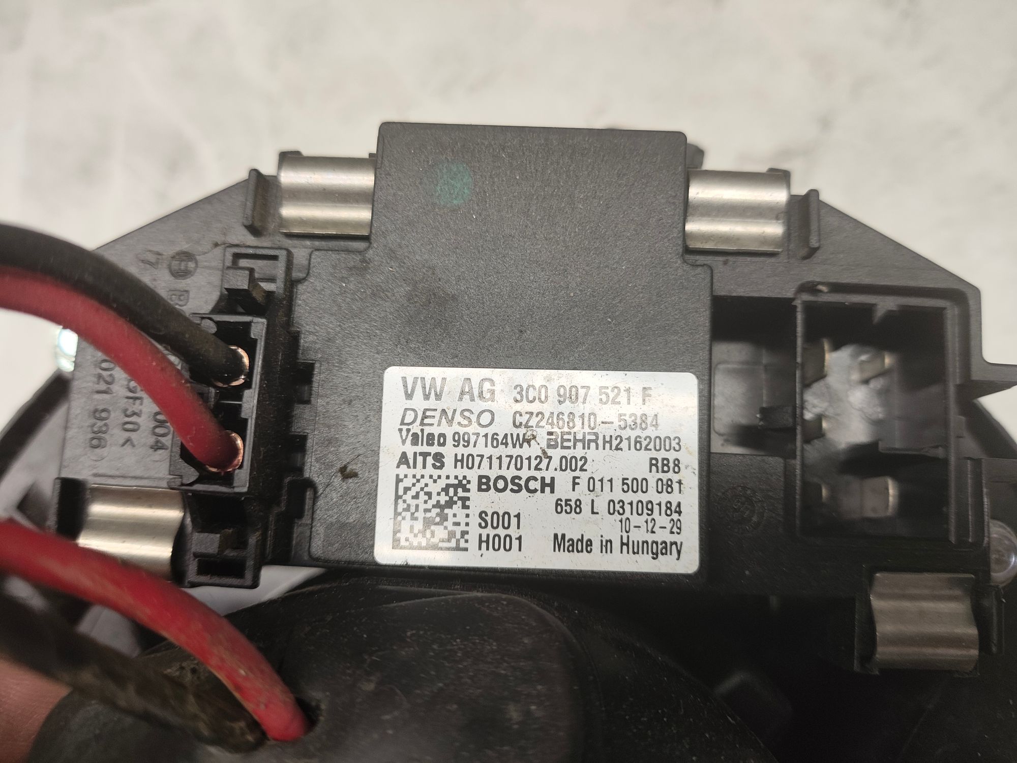 https://ycs.partsauto.market/partsauto-images/thmbs/userImages/6ab8ea4394fc0aced0b69382a3e61955/part/78696283-b74e-41cf-9e40-65ee9c30fcac_1781008590762.jpg