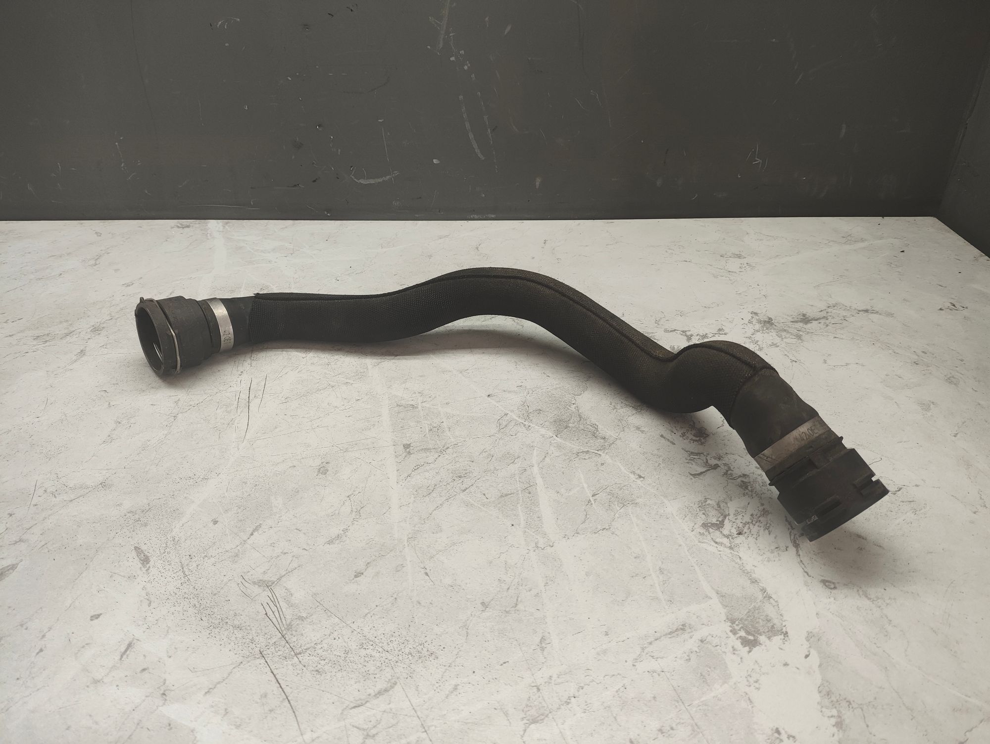 https://ycs.partsauto.market/partsauto-images/thmbs/userImages/6ab8ea4394fc0aced0b69382a3e61955/part/787ee4c7-a431-4e79-b2a2-aeb4c7c252ef_1785402555716.jpg