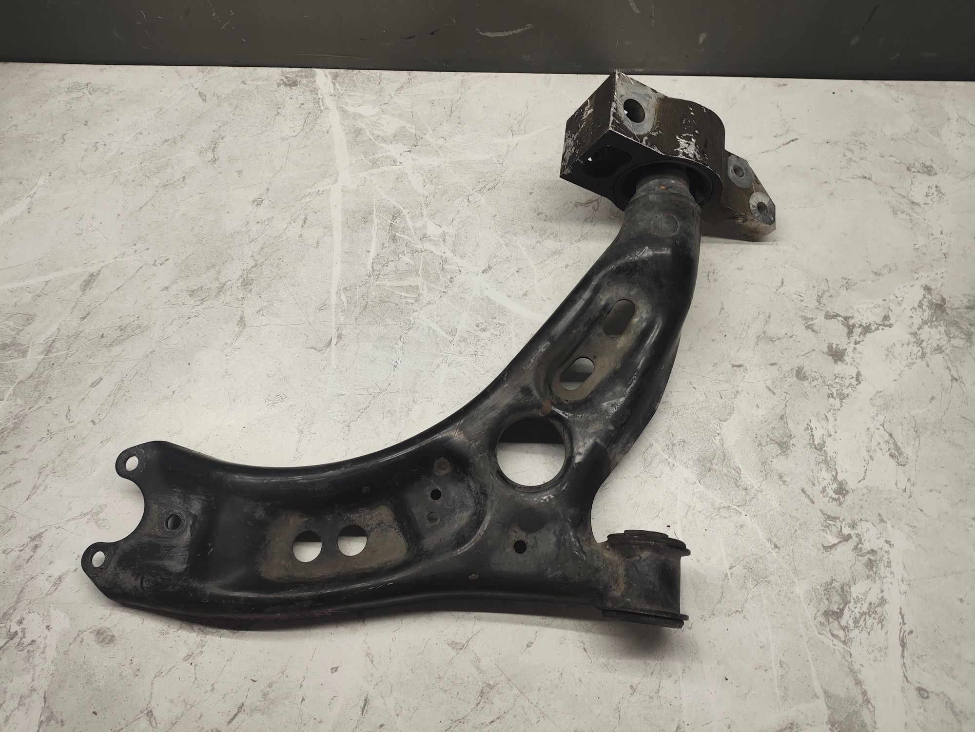 https://ycs.partsauto.market/partsauto-images/thmbs/userImages/6ab8ea4394fc0aced0b69382a3e61955/part/7acdd3e6-5e48-48ee-ba29-6546eb291646_1777983275570.jpg