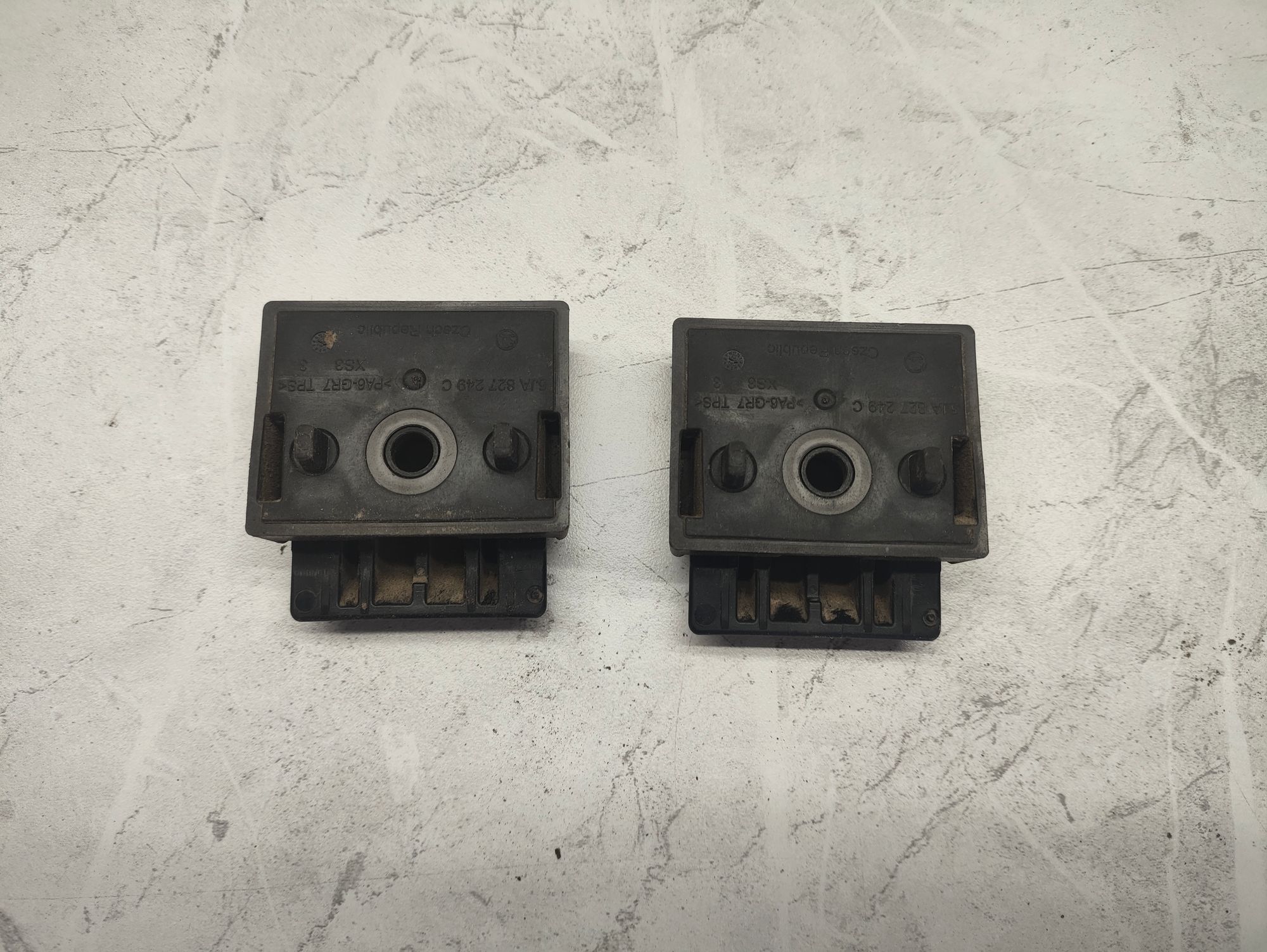 https://ycs.partsauto.market/partsauto-images/thmbs/userImages/6ab8ea4394fc0aced0b69382a3e61955/part/7b2d8c0d-1d0e-4f21-80a7-7f21c2d4f60c_1775814456904.jpg