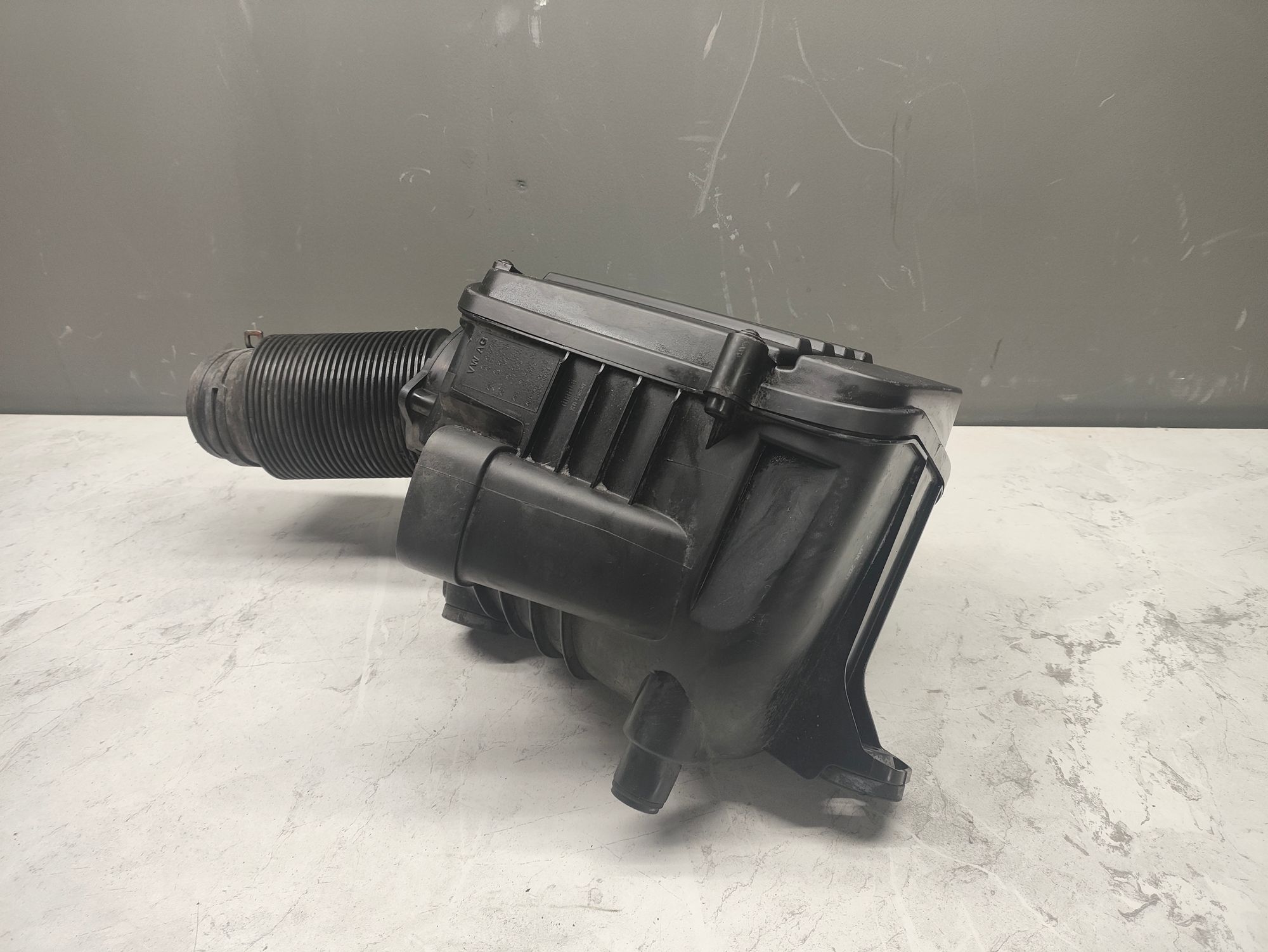 https://ycs.partsauto.market/partsauto-images/thmbs/userImages/6ab8ea4394fc0aced0b69382a3e61955/part/7c1c1926-41c4-4f30-bad7-aa6a0e740cce_1777718417786.jpg