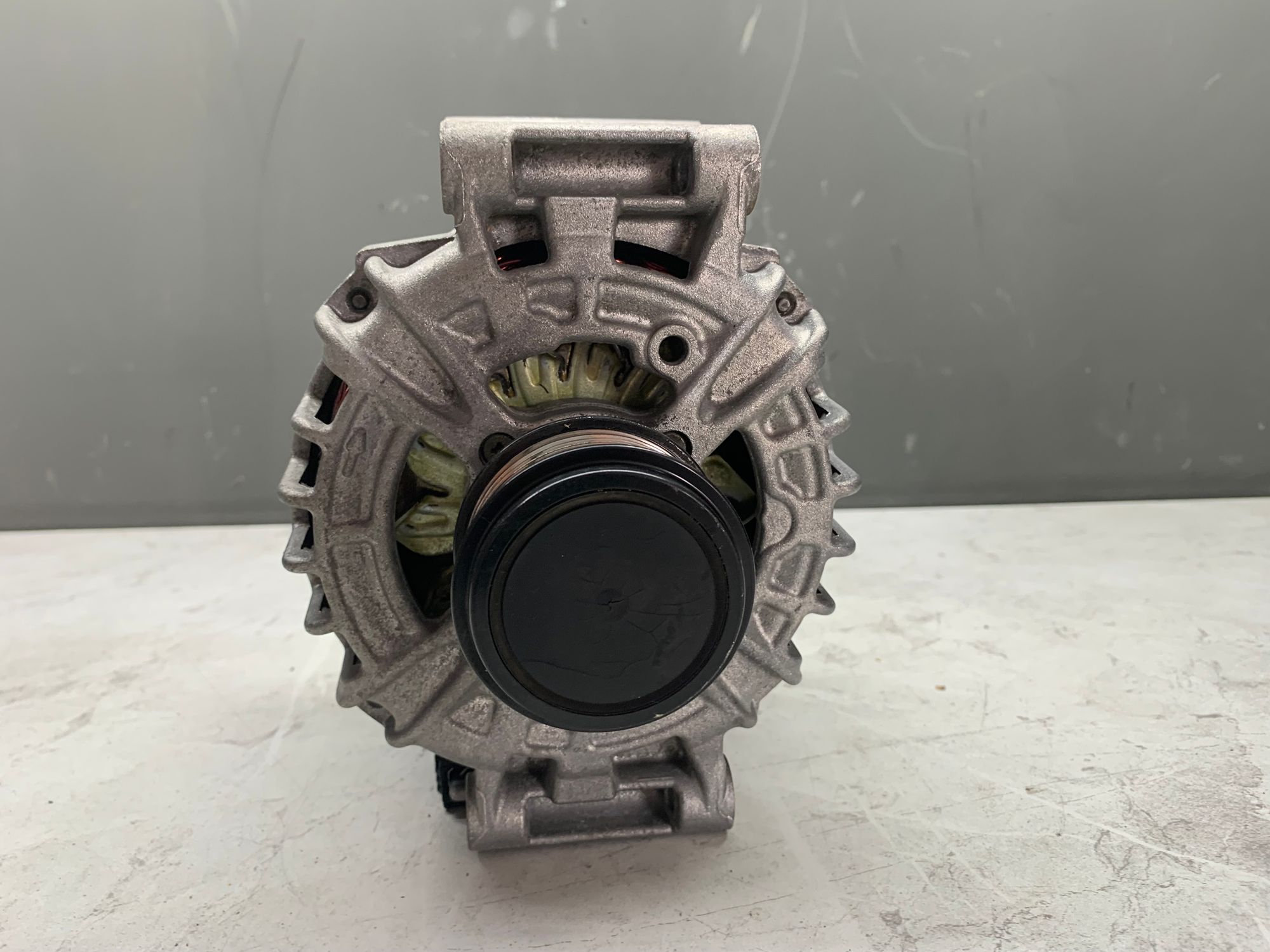 https://ycs.partsauto.market/partsauto-images/thmbs/userImages/6ab8ea4394fc0aced0b69382a3e61955/part/7d3ea887-8602-4bf8-ad3c-7aecdeef5196_1782642135852.jpg