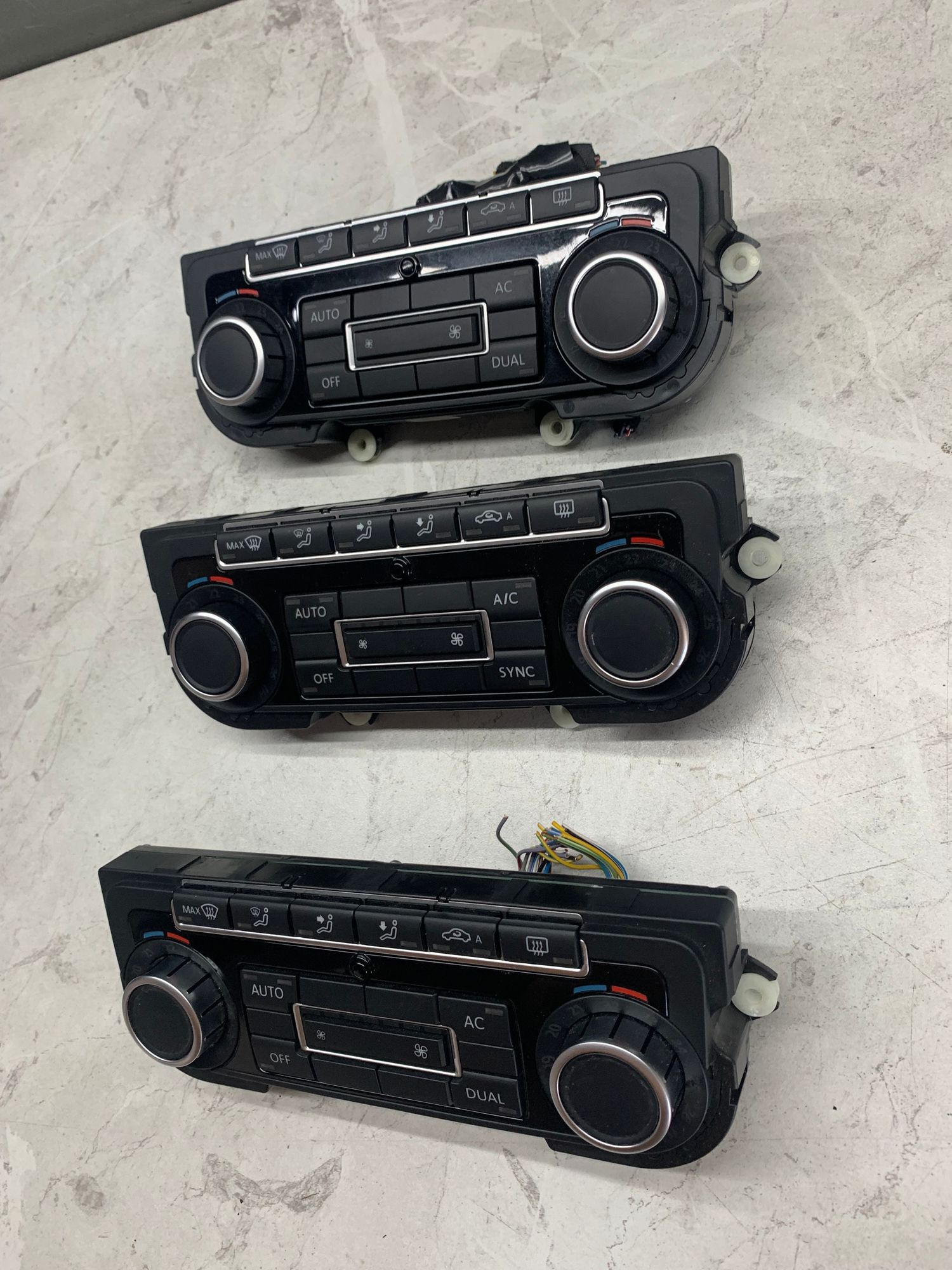 https://ycs.partsauto.market/partsauto-images/thmbs/userImages/6ab8ea4394fc0aced0b69382a3e61955/part/80192e69-b63d-4ccc-b155-d8f81d501d9b_1782134897807.jpg