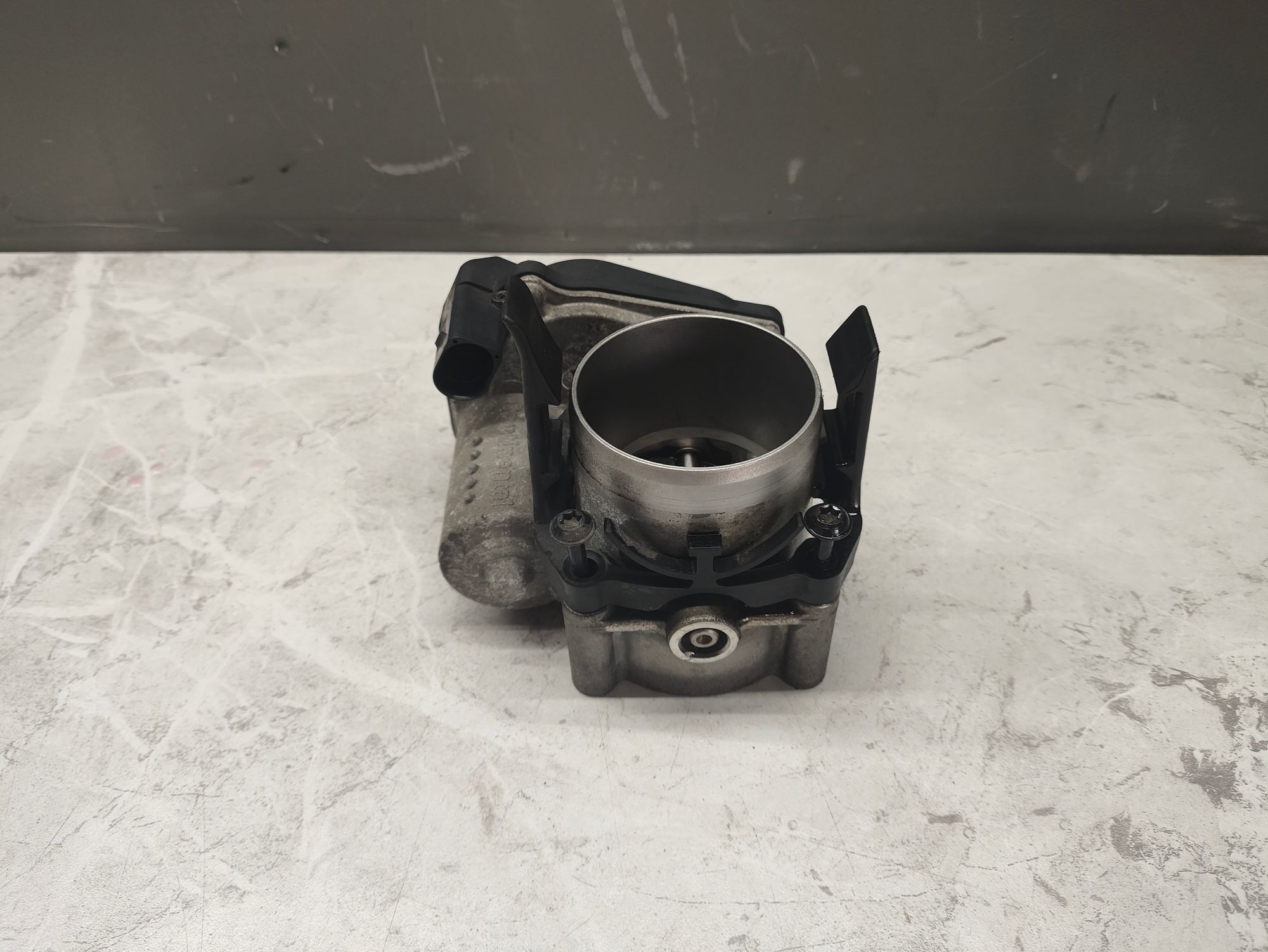 https://ycs.partsauto.market/partsauto-images/thmbs/userImages/6ab8ea4394fc0aced0b69382a3e61955/part/806aac28-0e8c-45e5-a156-0f6b75ee3c1d_1778581394545.jpg