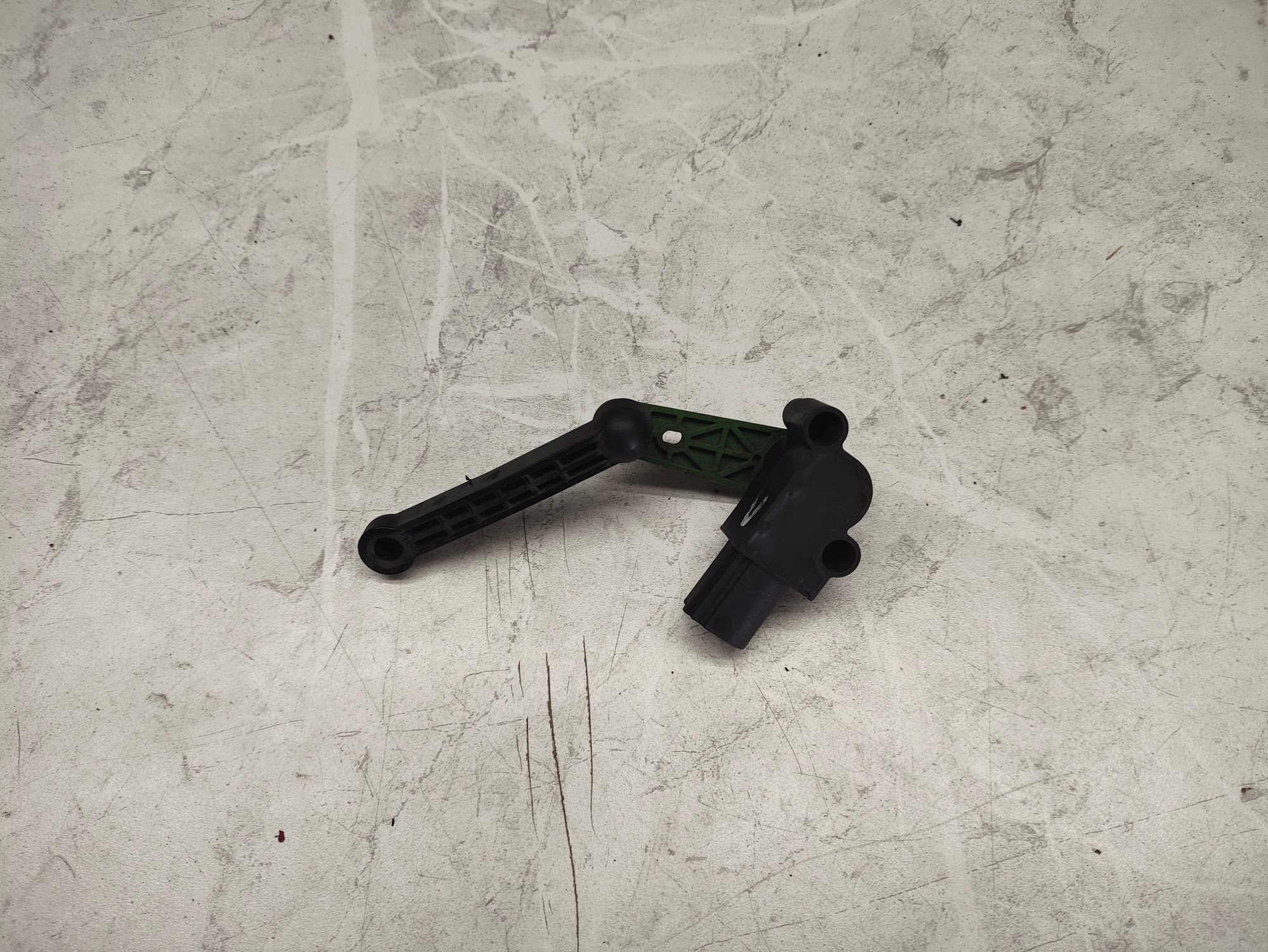 https://ycs.partsauto.market/partsauto-images/thmbs/userImages/6ab8ea4394fc0aced0b69382a3e61955/part/835f25db-bbfc-42cf-8b62-9e9e858843f9_1787304997014.jpg