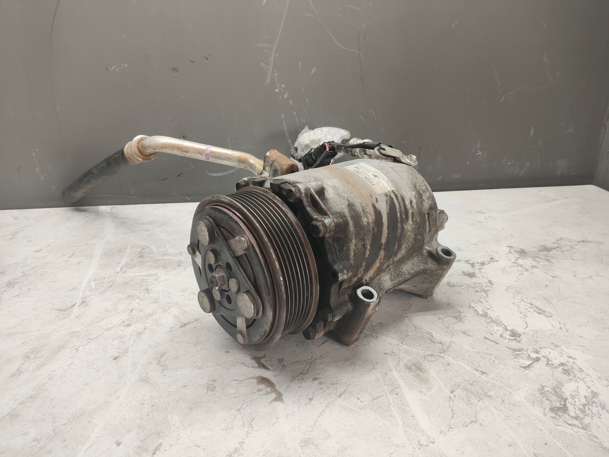 https://ycs.partsauto.market/partsauto-images/thmbs/userImages/6ab8ea4394fc0aced0b69382a3e61955/part/84080e67-9dab-4c5b-9173-d36014901677_1778507229991.jpg