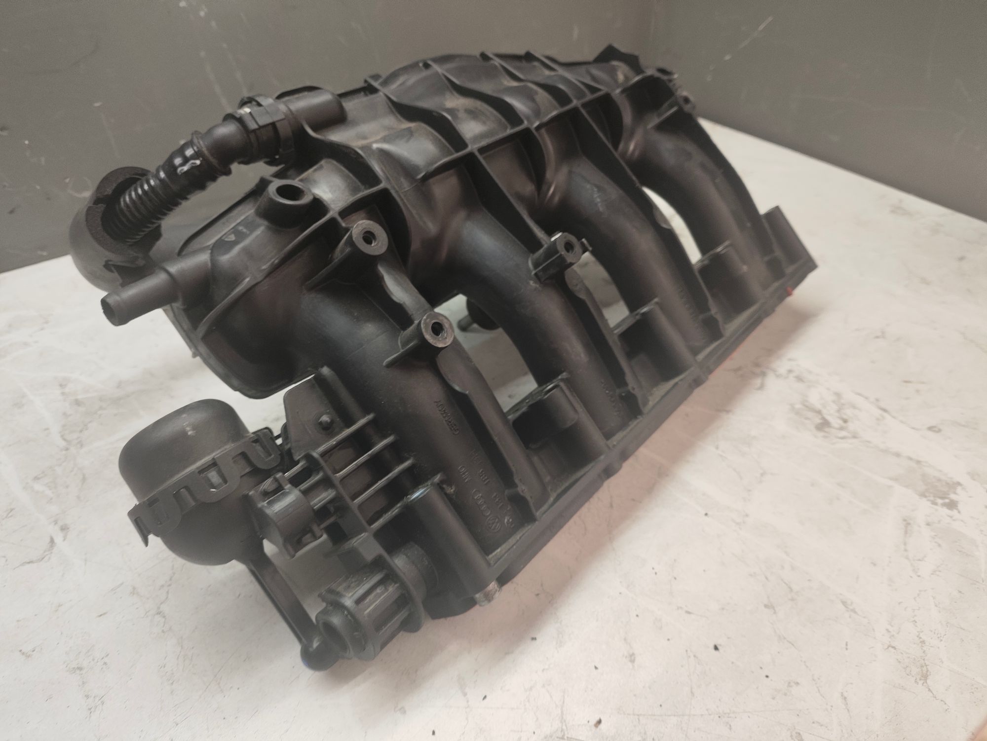 https://ycs.partsauto.market/partsauto-images/thmbs/userImages/6ab8ea4394fc0aced0b69382a3e61955/part/842ee438-f65c-46aa-ae10-595d300edddc_1785400647885.jpg