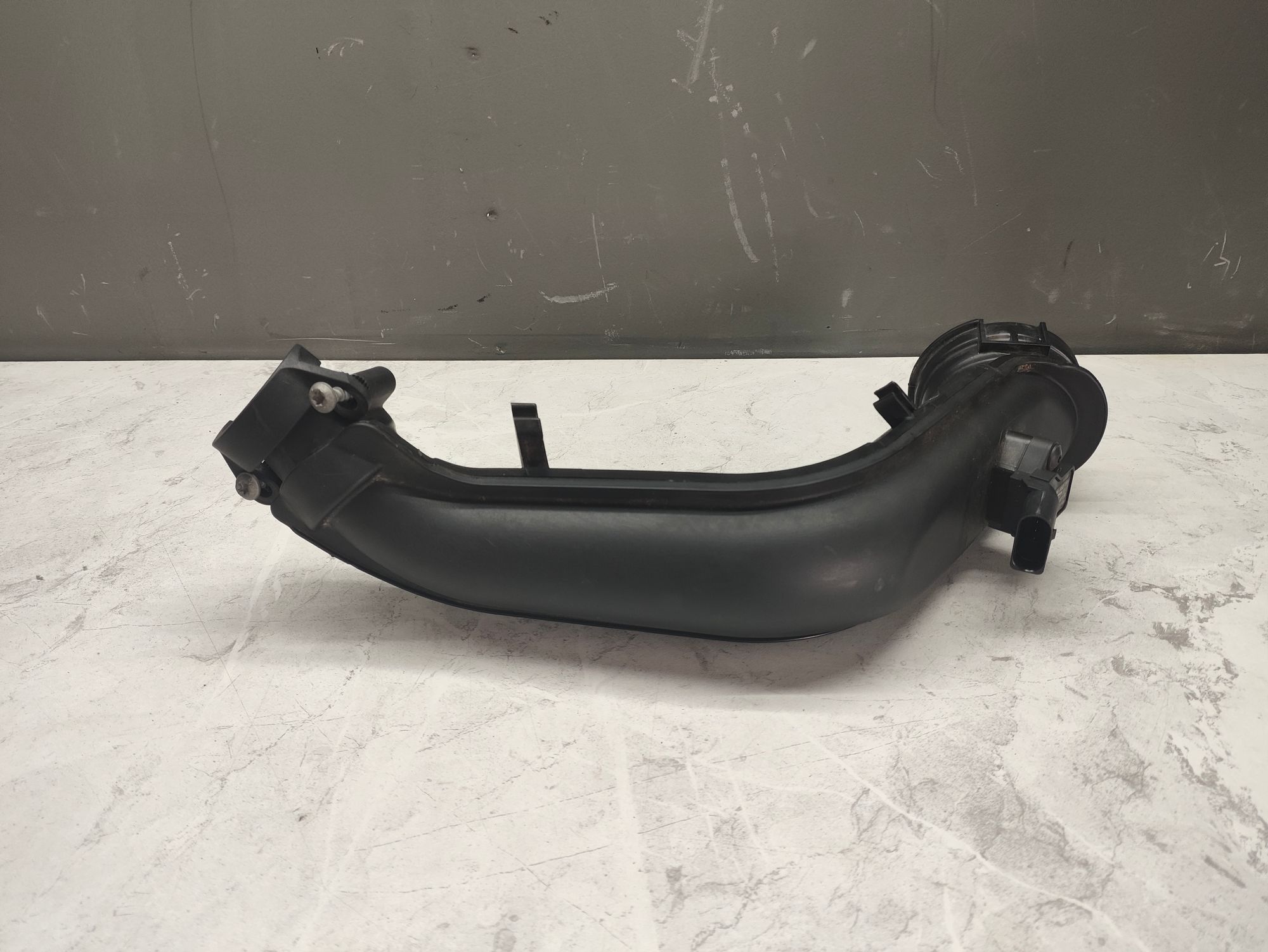 https://ycs.partsauto.market/partsauto-images/thmbs/userImages/6ab8ea4394fc0aced0b69382a3e61955/part/857fb70d-52f2-43f9-bdec-e07db3ee37df_1778581566861.jpg