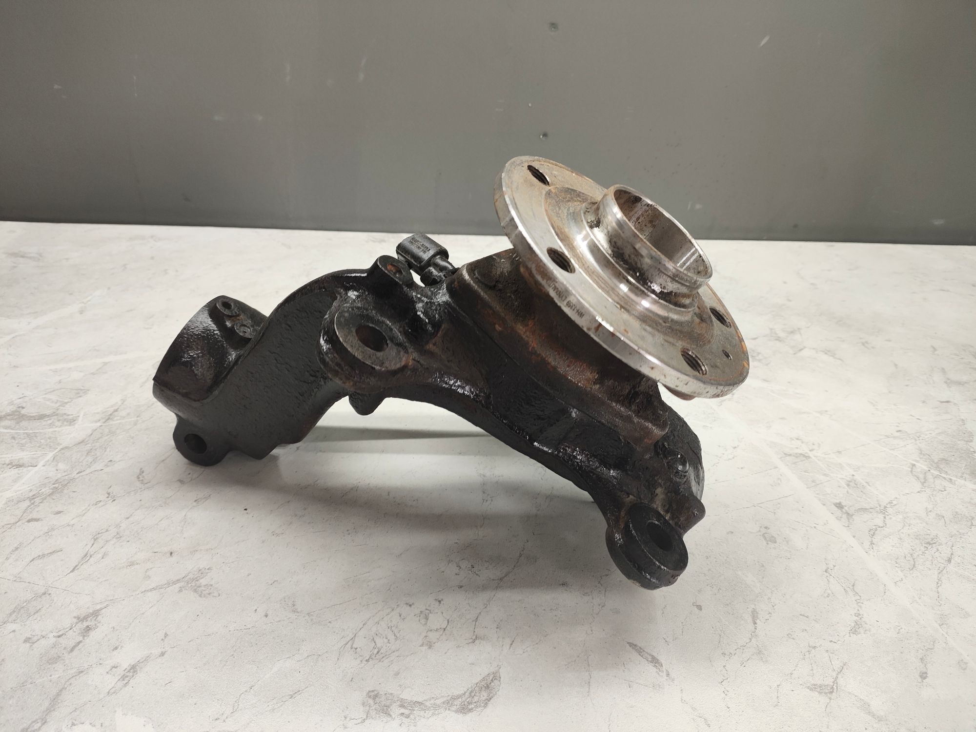 https://ycs.partsauto.market/partsauto-images/thmbs/userImages/6ab8ea4394fc0aced0b69382a3e61955/part/86c4de36-92c3-4961-bdcf-50c8536e7644_1775291745442.jpg