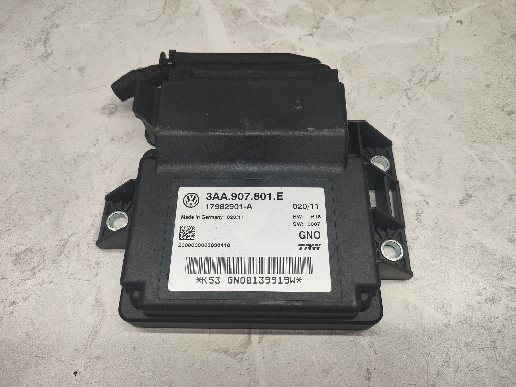 https://ycs.partsauto.market/partsauto-images/thmbs/userImages/6ab8ea4394fc0aced0b69382a3e61955/part/87f4a648-521d-466f-8fee-f8d2c24648a5_1777715630589.jpg