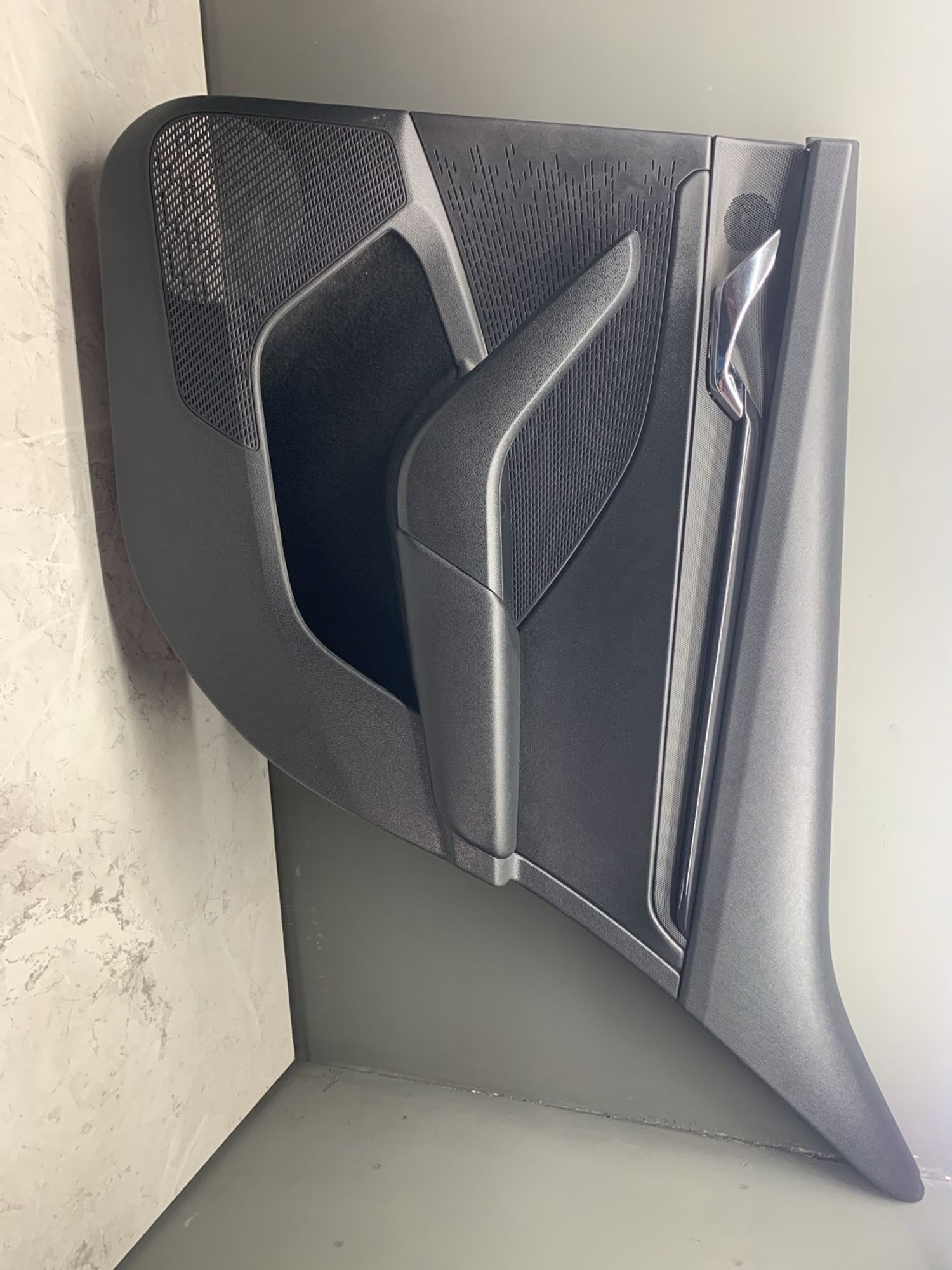 https://ycs.partsauto.market/partsauto-images/thmbs/userImages/6ab8ea4394fc0aced0b69382a3e61955/part/8a757557-6777-40de-96b2-42d8e17b0337_1774358635279.jpg