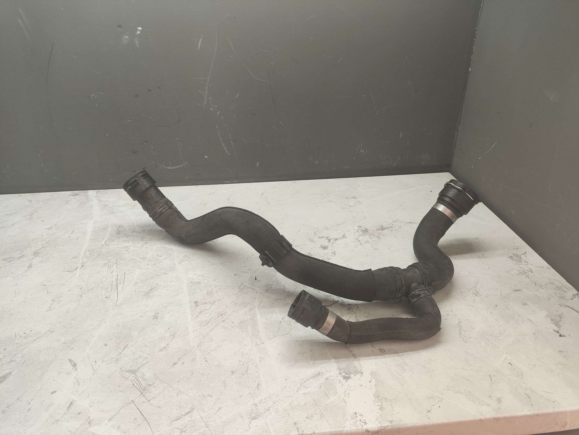 https://ycs.partsauto.market/partsauto-images/thmbs/userImages/6ab8ea4394fc0aced0b69382a3e61955/part/8c5759dc-fe26-454a-8596-676b6fd72ff3_1785402494815.jpg
