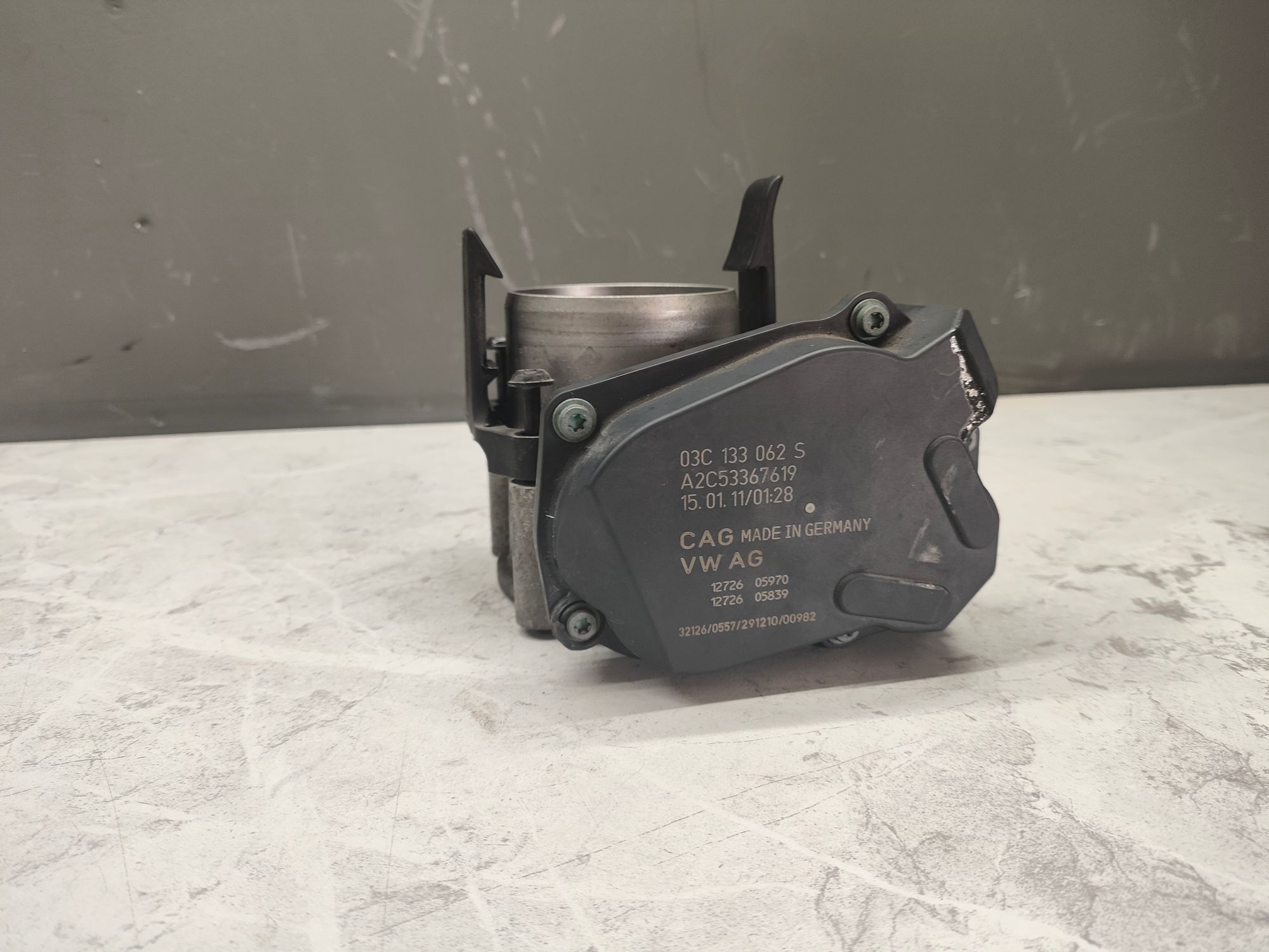 https://ycs.partsauto.market/partsauto-images/thmbs/userImages/6ab8ea4394fc0aced0b69382a3e61955/part/923c851d-c8ab-433e-8963-5cd4b445ff7a_1778581387633.jpg