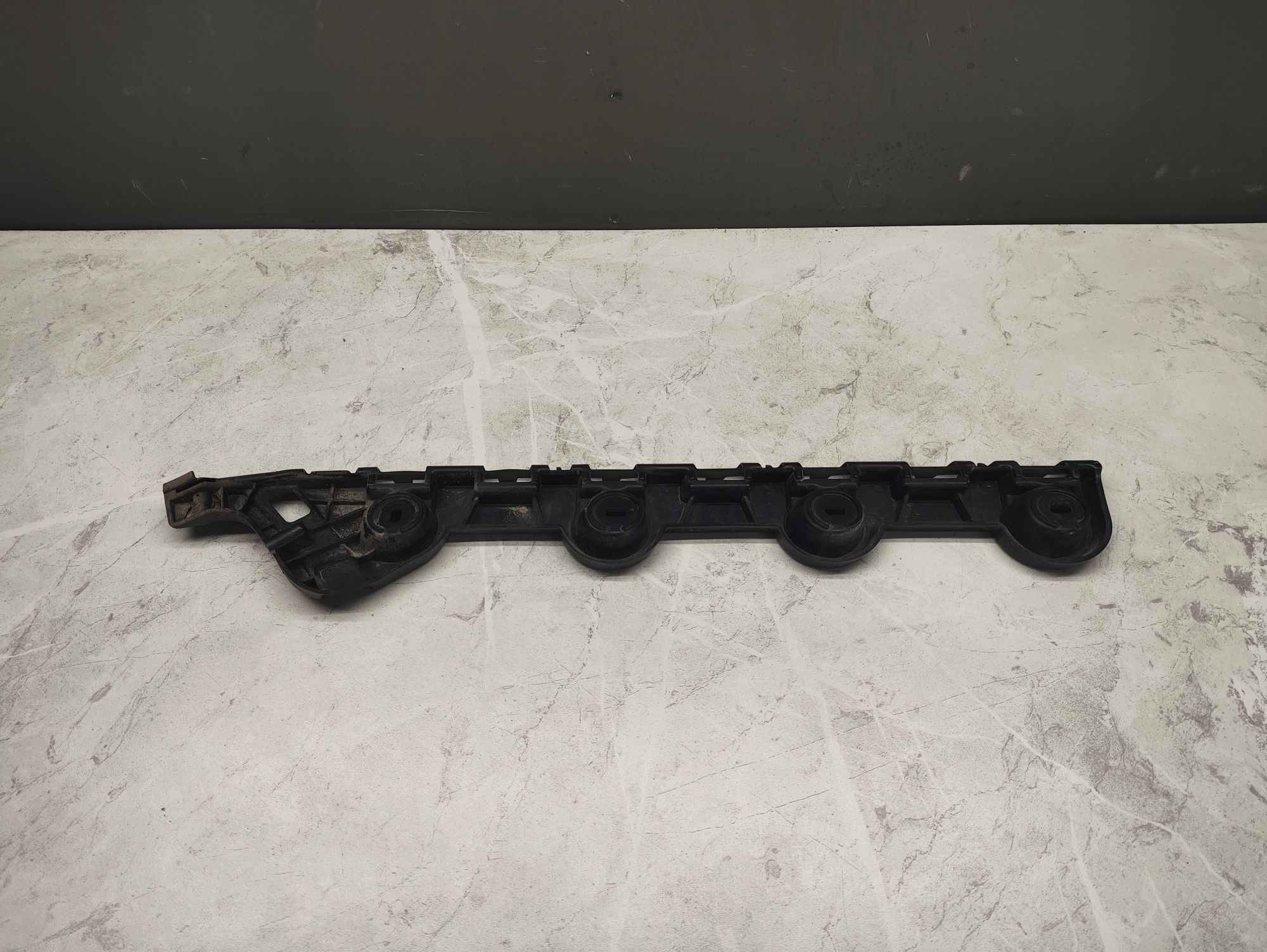 https://ycs.partsauto.market/partsauto-images/thmbs/userImages/6ab8ea4394fc0aced0b69382a3e61955/part/9344ff27-5306-4b85-9d58-2890c6fdc55d_1776334525182.jpg