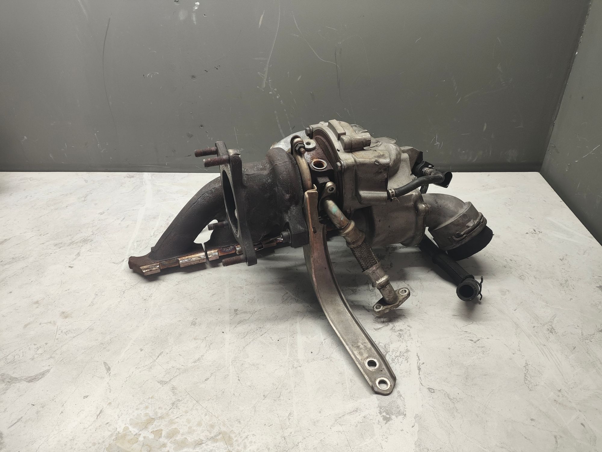https://ycs.partsauto.market/partsauto-images/thmbs/userImages/6ab8ea4394fc0aced0b69382a3e61955/part/9418a689-d034-4d7b-a924-37c86789cfb6_1779535248585.jpg