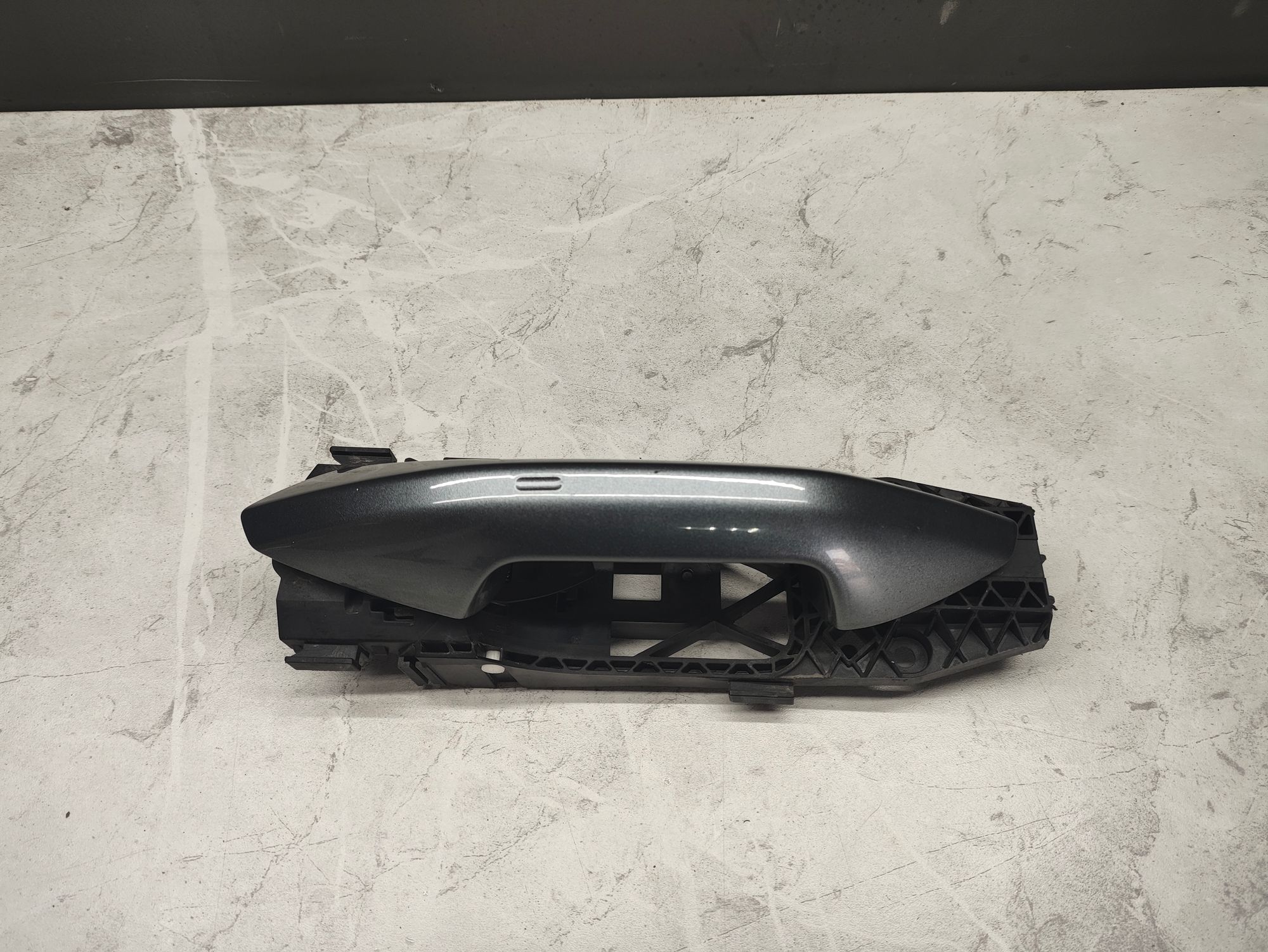 https://ycs.partsauto.market/partsauto-images/thmbs/userImages/6ab8ea4394fc0aced0b69382a3e61955/part/97571130-625b-451d-aac7-b7b10d189291_1776336861257.jpg
