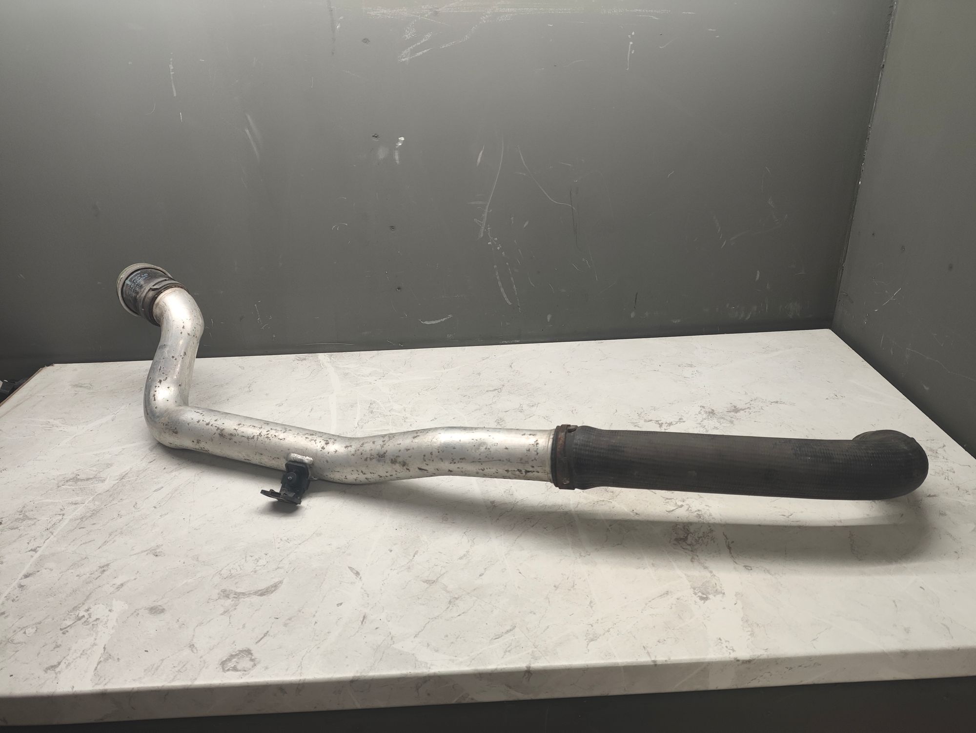 https://ycs.partsauto.market/partsauto-images/thmbs/userImages/6ab8ea4394fc0aced0b69382a3e61955/part/9ad68f3f-b9bd-4922-9b3b-9dcb9c7eec96_1777720719683.jpg