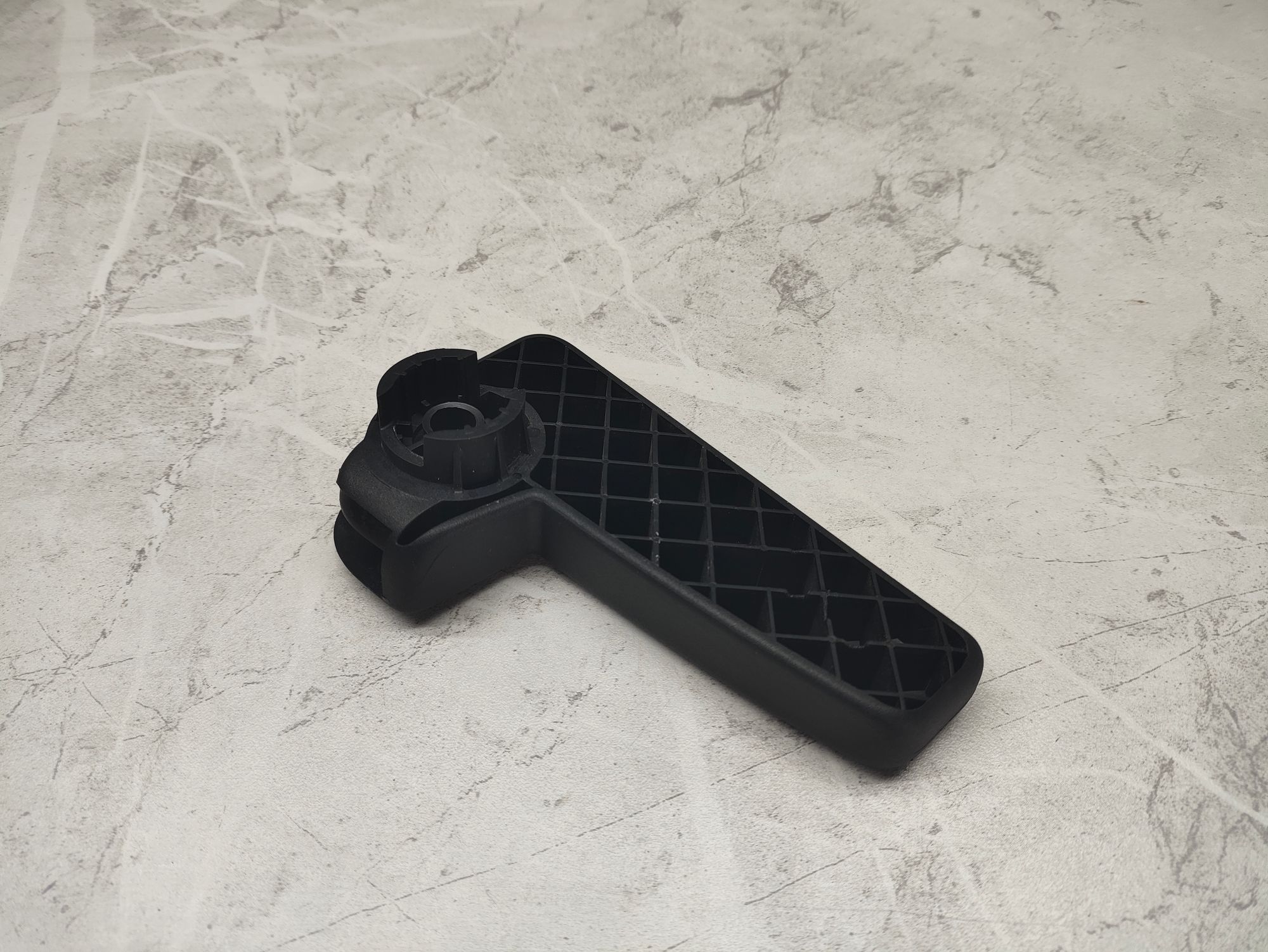 https://ycs.partsauto.market/partsauto-images/thmbs/userImages/6ab8ea4394fc0aced0b69382a3e61955/part/9db8de51-aef5-48ff-a43e-4908698d6055_1776171412977.jpg