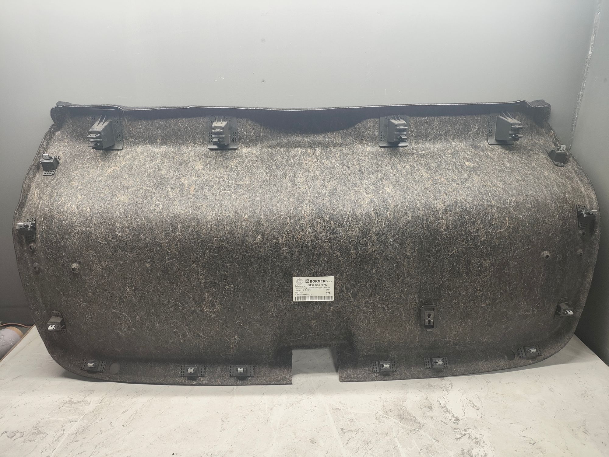 https://ycs.partsauto.market/partsauto-images/thmbs/userImages/6ab8ea4394fc0aced0b69382a3e61955/part/9f6387cf-1f7d-41c2-a1f2-5ef2f00481ba_1775563093154.jpg