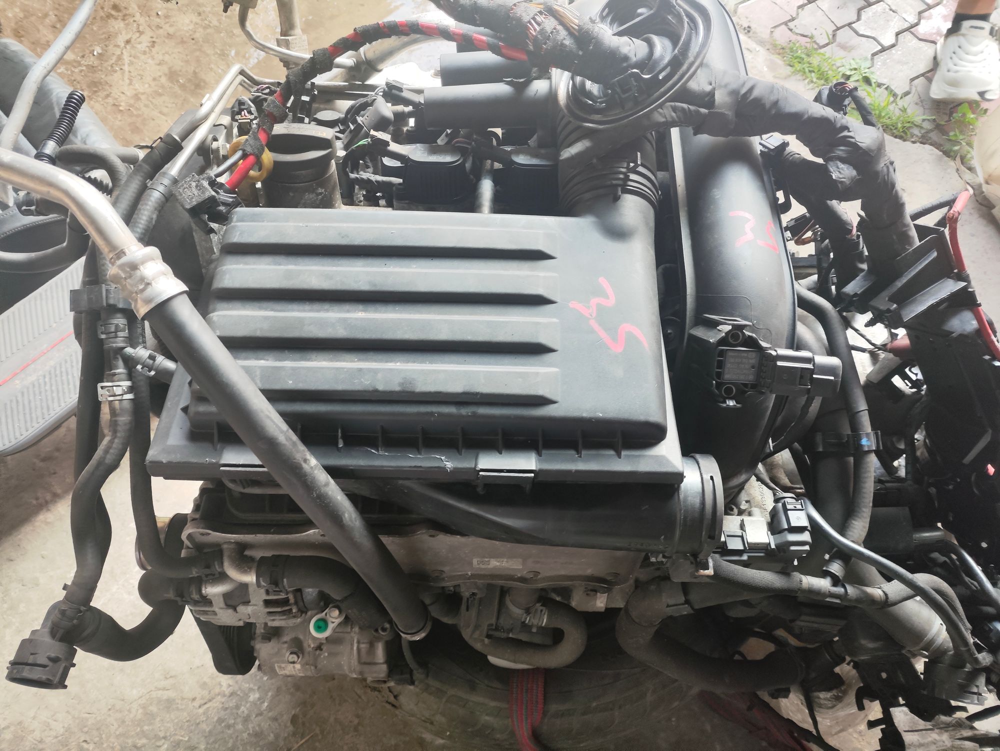 https://ycs.partsauto.market/partsauto-images/thmbs/userImages/6ab8ea4394fc0aced0b69382a3e61955/part/a2d57ed3-4c64-4a73-ba2c-8e3be1fff9d8_1785854270581.jpg