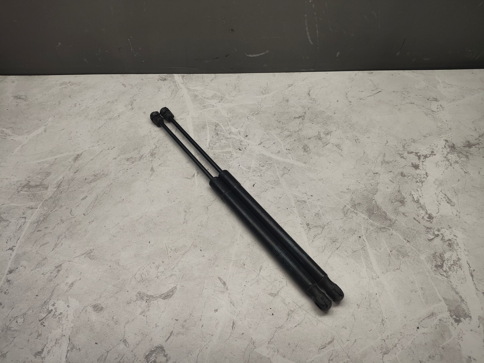 https://ycs.partsauto.market/partsauto-images/thmbs/userImages/6ab8ea4394fc0aced0b69382a3e61955/part/a486e3a3-f4b5-49d0-b310-65684e8b6d04_1777984777702.jpg