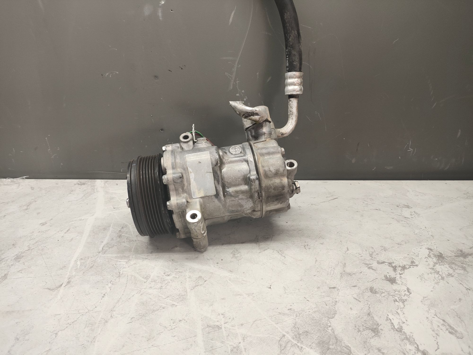 https://ycs.partsauto.market/partsauto-images/thmbs/userImages/6ab8ea4394fc0aced0b69382a3e61955/part/a4f46b55-b0d4-4538-b1c0-1189533bfbd3_1778491135660.jpg