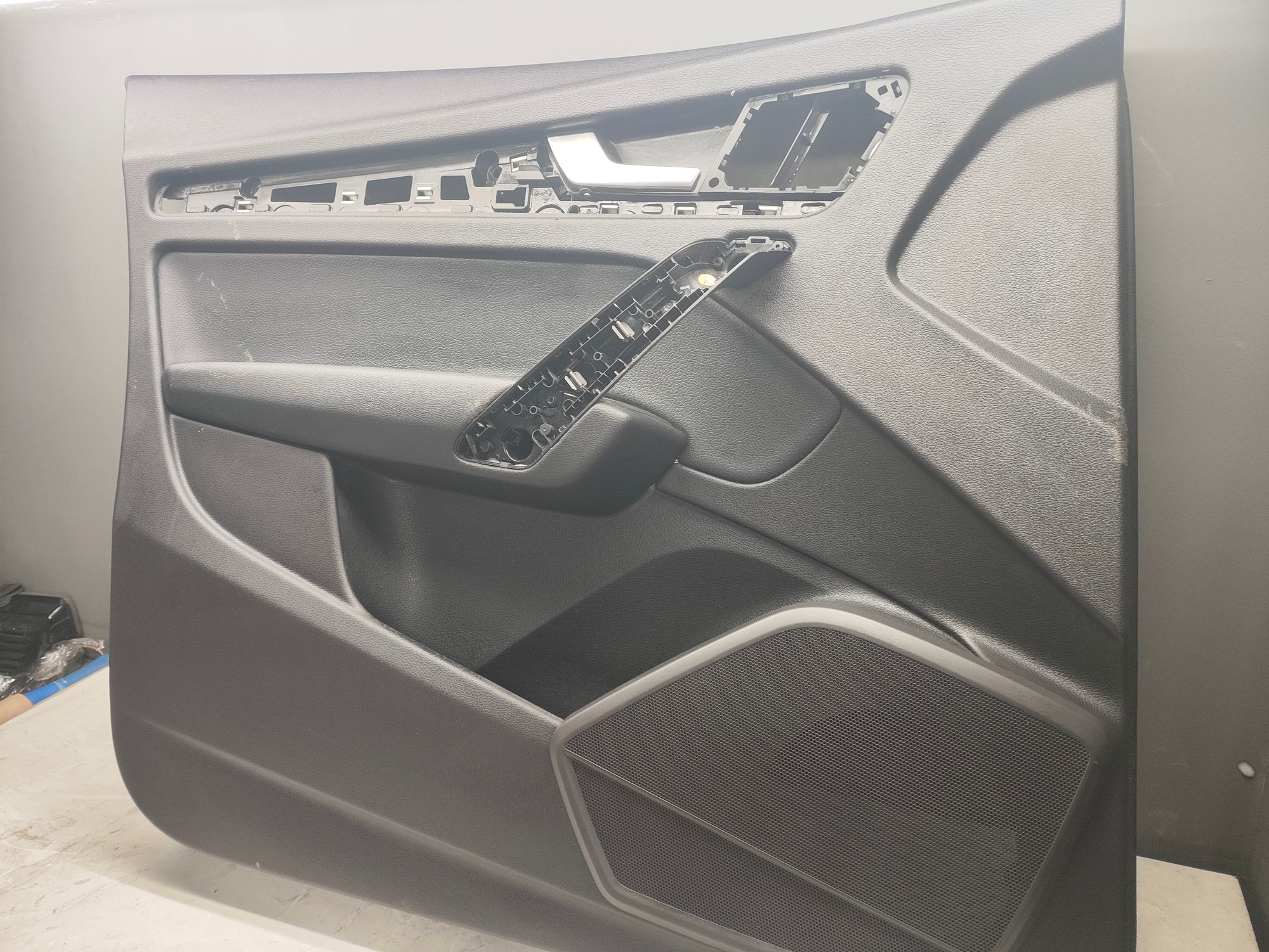 https://ycs.partsauto.market/partsauto-images/thmbs/userImages/6ab8ea4394fc0aced0b69382a3e61955/part/a5023d70-dc87-449b-91b2-8b2724477581_1776256550026.jpg