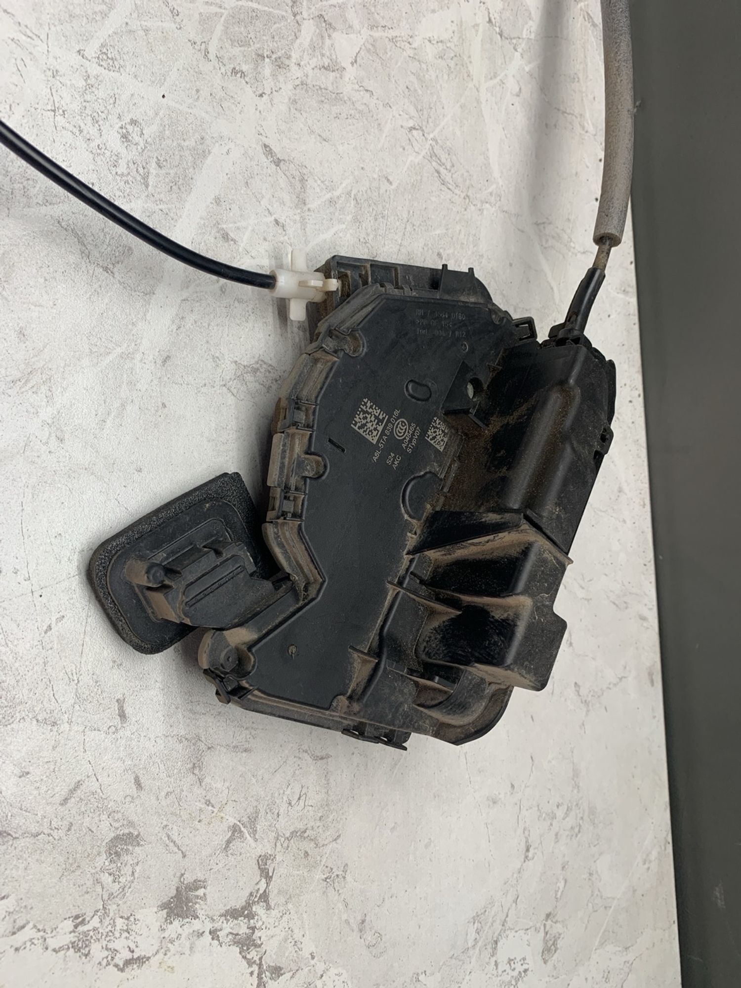 https://ycs.partsauto.market/partsauto-images/thmbs/userImages/6ab8ea4394fc0aced0b69382a3e61955/part/a5ebd106-ae73-4122-9180-b2e4bffeebe5_1774602714865.jpg