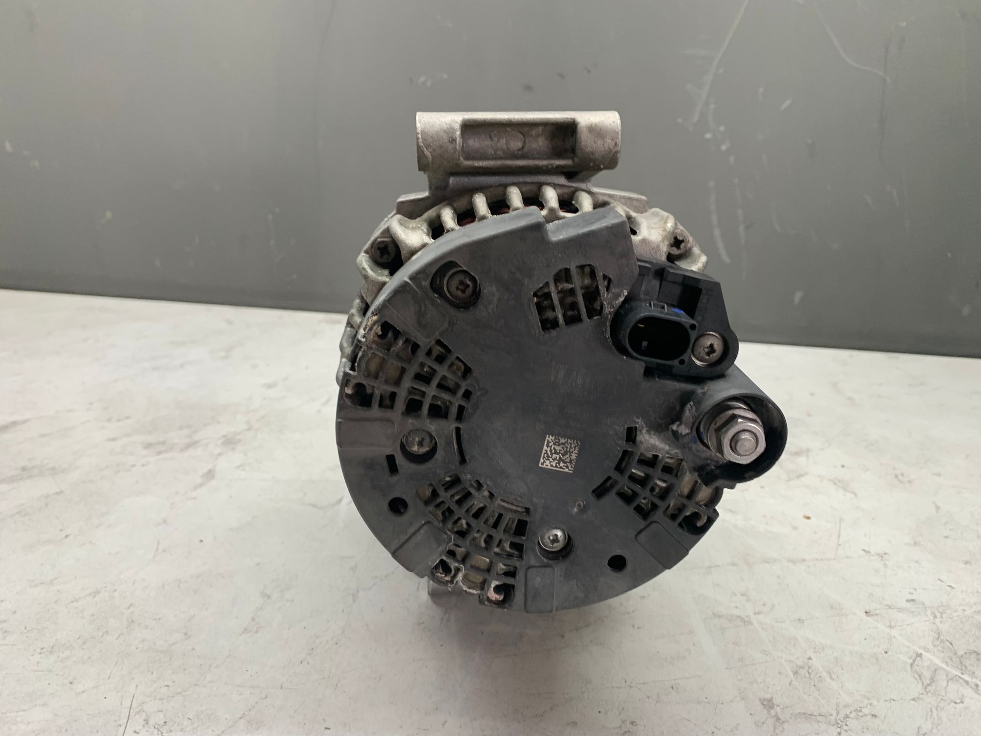 https://ycs.partsauto.market/partsauto-images/thmbs/userImages/6ab8ea4394fc0aced0b69382a3e61955/part/a6c92267-904d-4b30-8dde-aaa37e94caf2_1782642135399.jpg