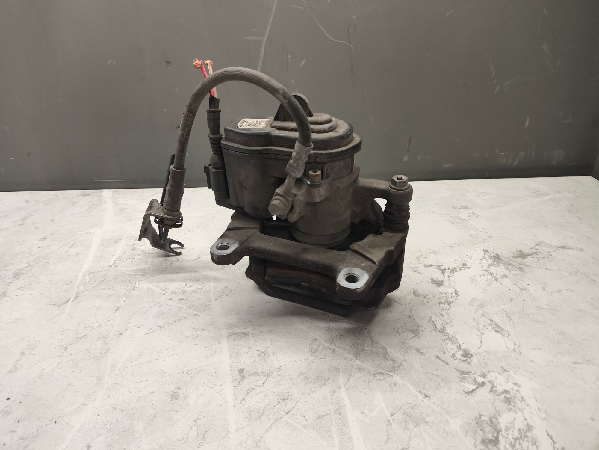 https://ycs.partsauto.market/partsauto-images/thmbs/userImages/6ab8ea4394fc0aced0b69382a3e61955/part/a750a738-0cb8-42ac-9e42-012d80683b54_1776771911207.jpg