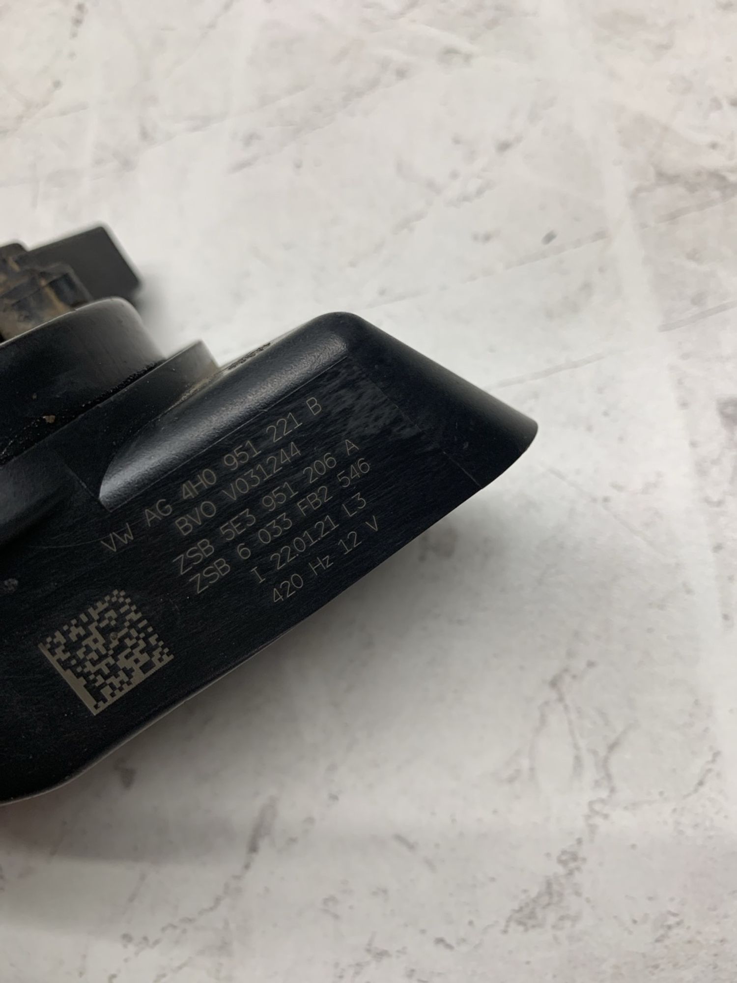 https://ycs.partsauto.market/partsauto-images/thmbs/userImages/6ab8ea4394fc0aced0b69382a3e61955/part/a7ee5e2e-54d4-4a1c-aa0e-aa0dded88370_1774602680665.jpg