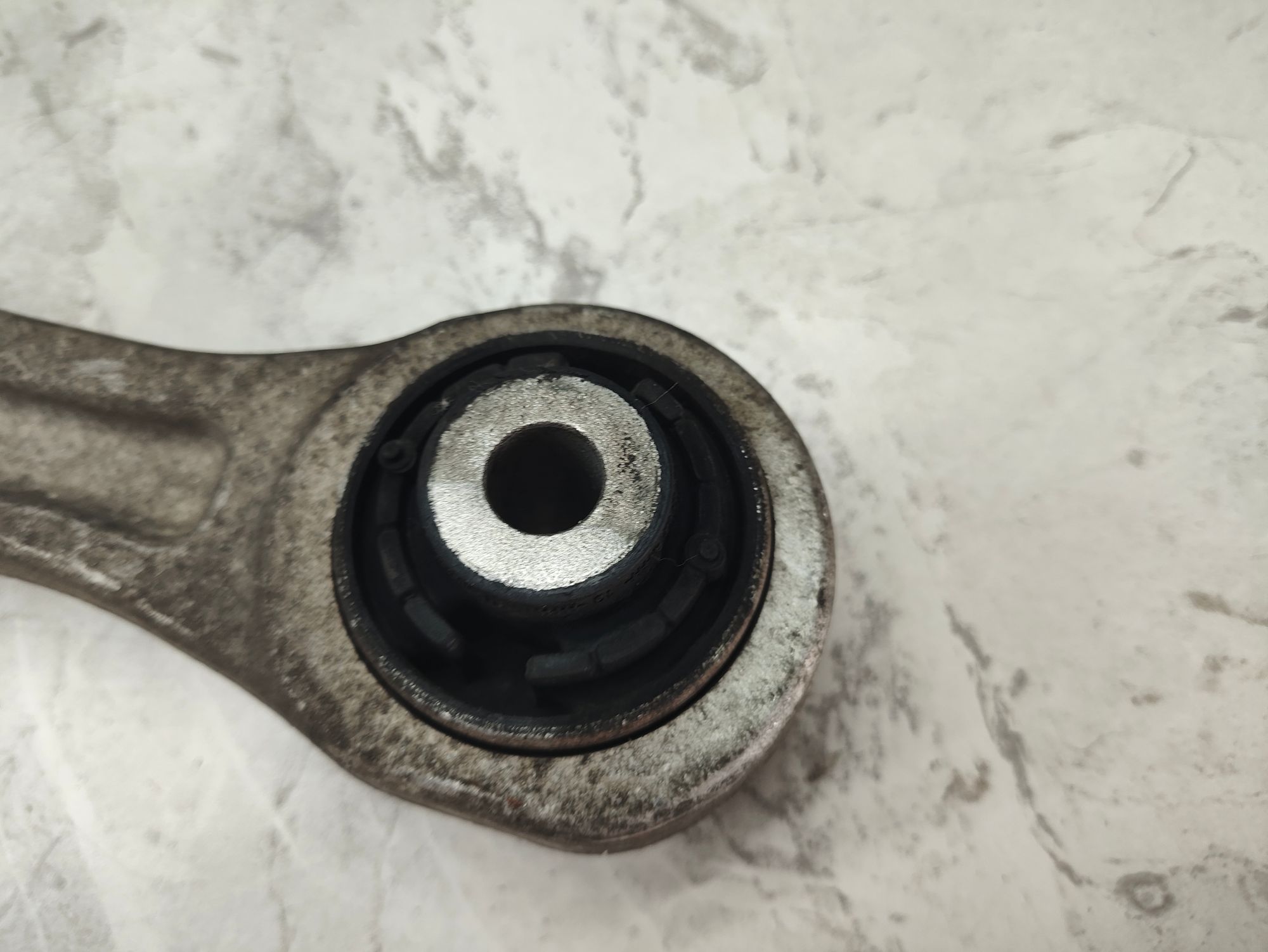 https://ycs.partsauto.market/partsauto-images/thmbs/userImages/6ab8ea4394fc0aced0b69382a3e61955/part/a8da4701-c64b-4176-85e6-6e5ece3aa6cf_1784191327513.jpg