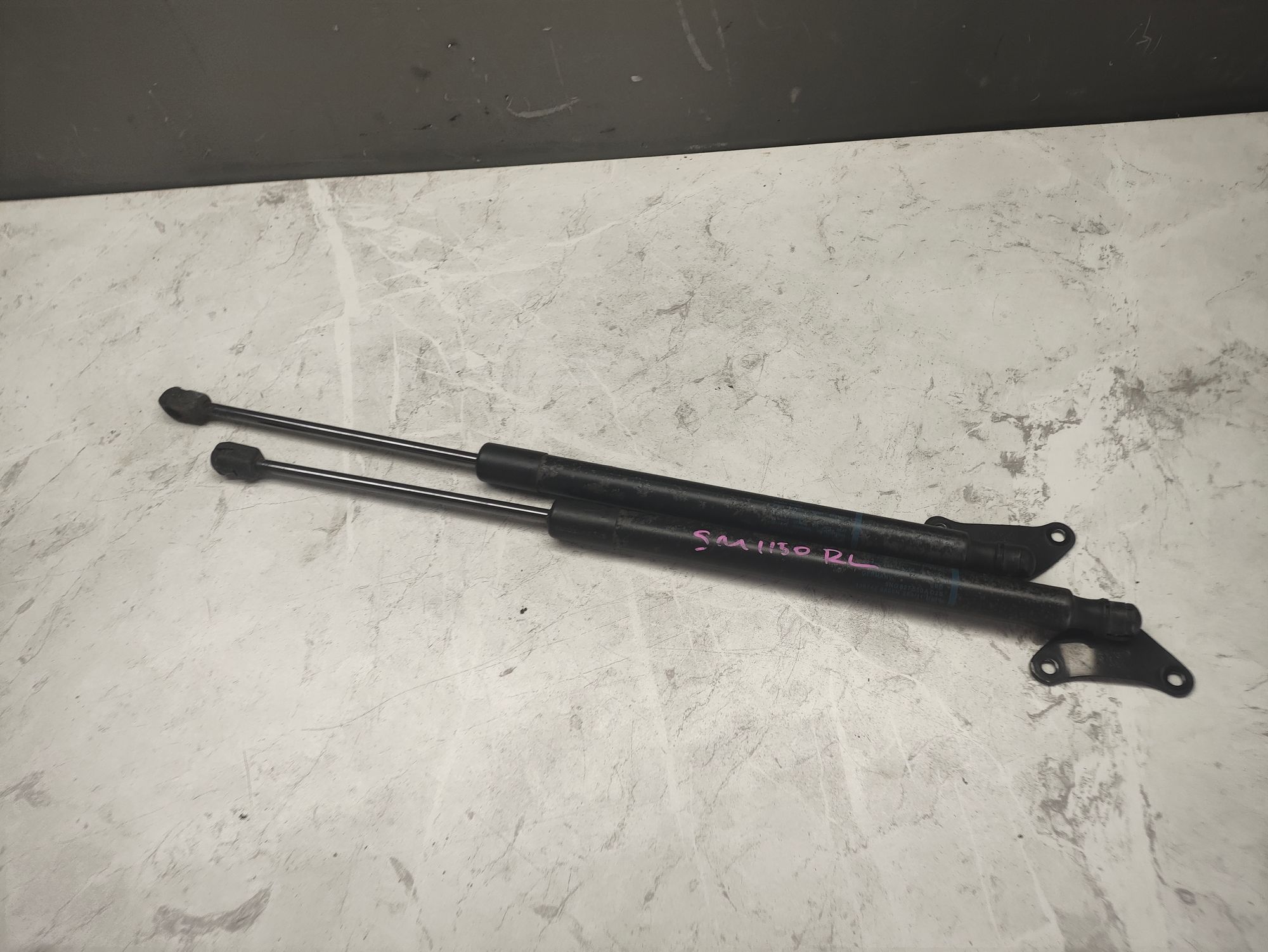 https://ycs.partsauto.market/partsauto-images/thmbs/userImages/6ab8ea4394fc0aced0b69382a3e61955/part/a900e827-3e32-4a36-83d7-2542182782ec_1783939913700.jpg