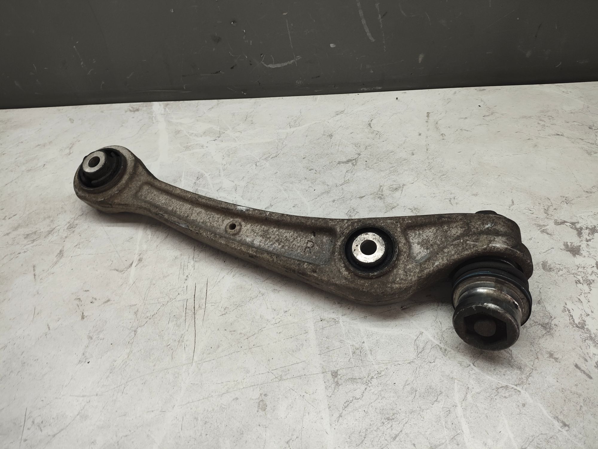 https://ycs.partsauto.market/partsauto-images/thmbs/userImages/6ab8ea4394fc0aced0b69382a3e61955/part/a9e231aa-992f-49da-8907-53f80fe1916f_1784191331296.jpg