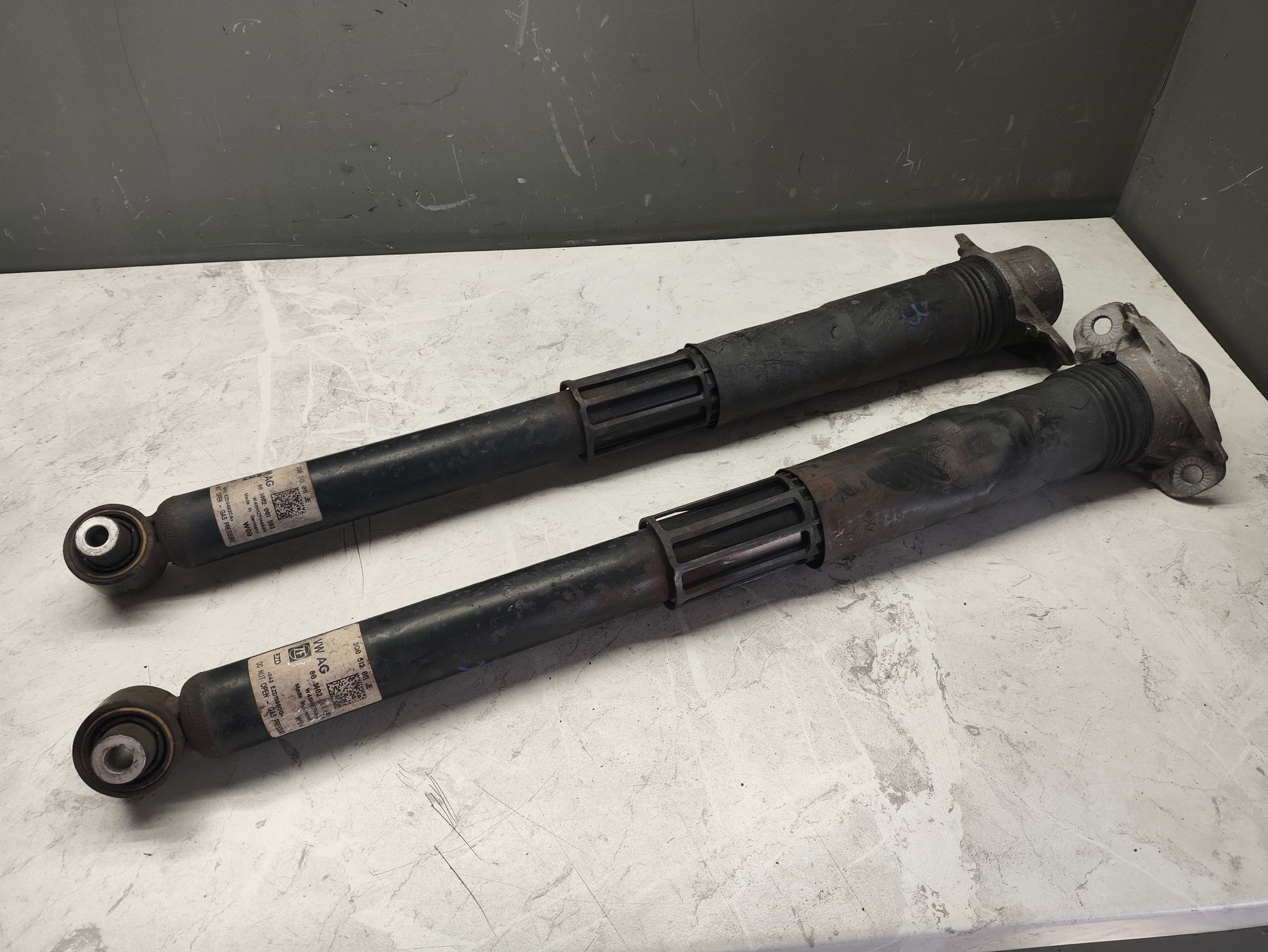 https://ycs.partsauto.market/partsauto-images/thmbs/userImages/6ab8ea4394fc0aced0b69382a3e61955/part/ab8d2524-64aa-4781-b068-2778f4d057d7_1787307217137.jpg