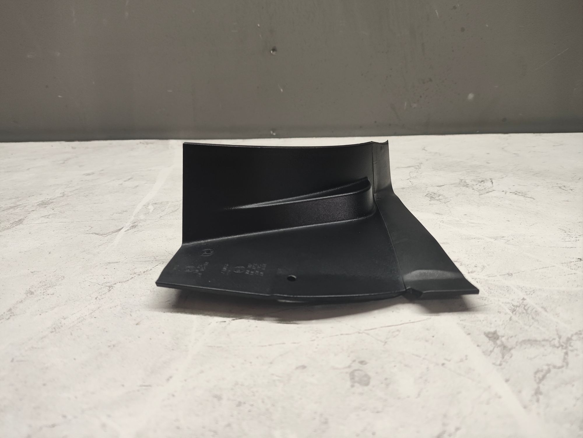 https://ycs.partsauto.market/partsauto-images/thmbs/userImages/6ab8ea4394fc0aced0b69382a3e61955/part/abb91831-f86a-4882-b508-24e3f371de2e_1776165940477.jpg