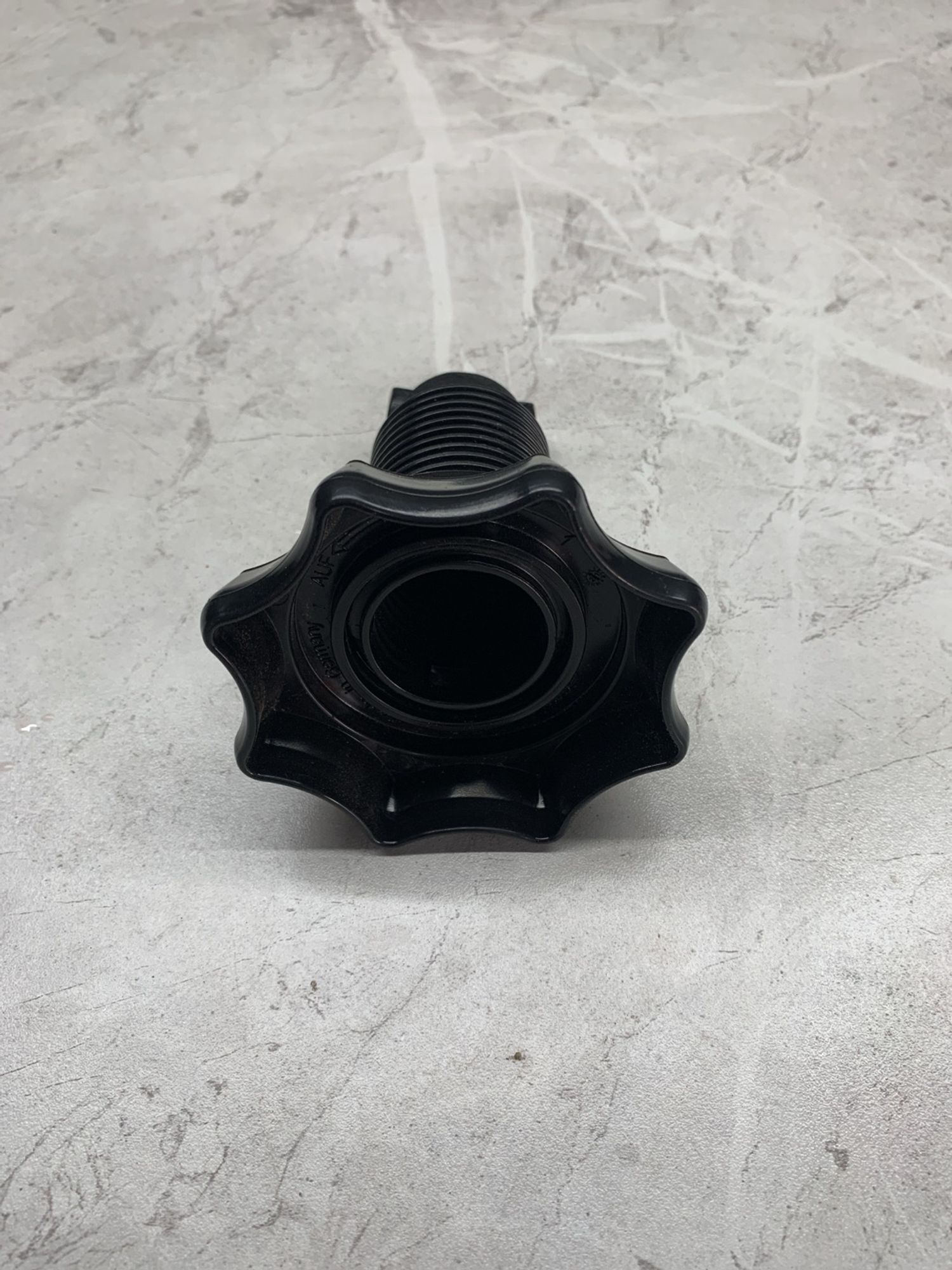 https://ycs.partsauto.market/partsauto-images/thmbs/userImages/6ab8ea4394fc0aced0b69382a3e61955/part/ac0107ad-516a-40d1-999a-247d4f22c595_1773750000247.jpg